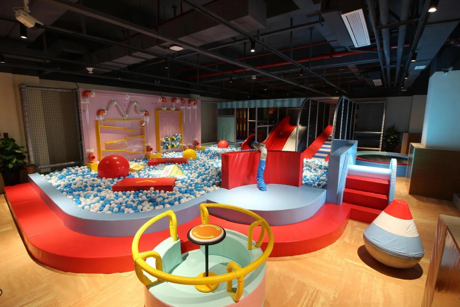 Kids's club in Swiss Grand Xiamen