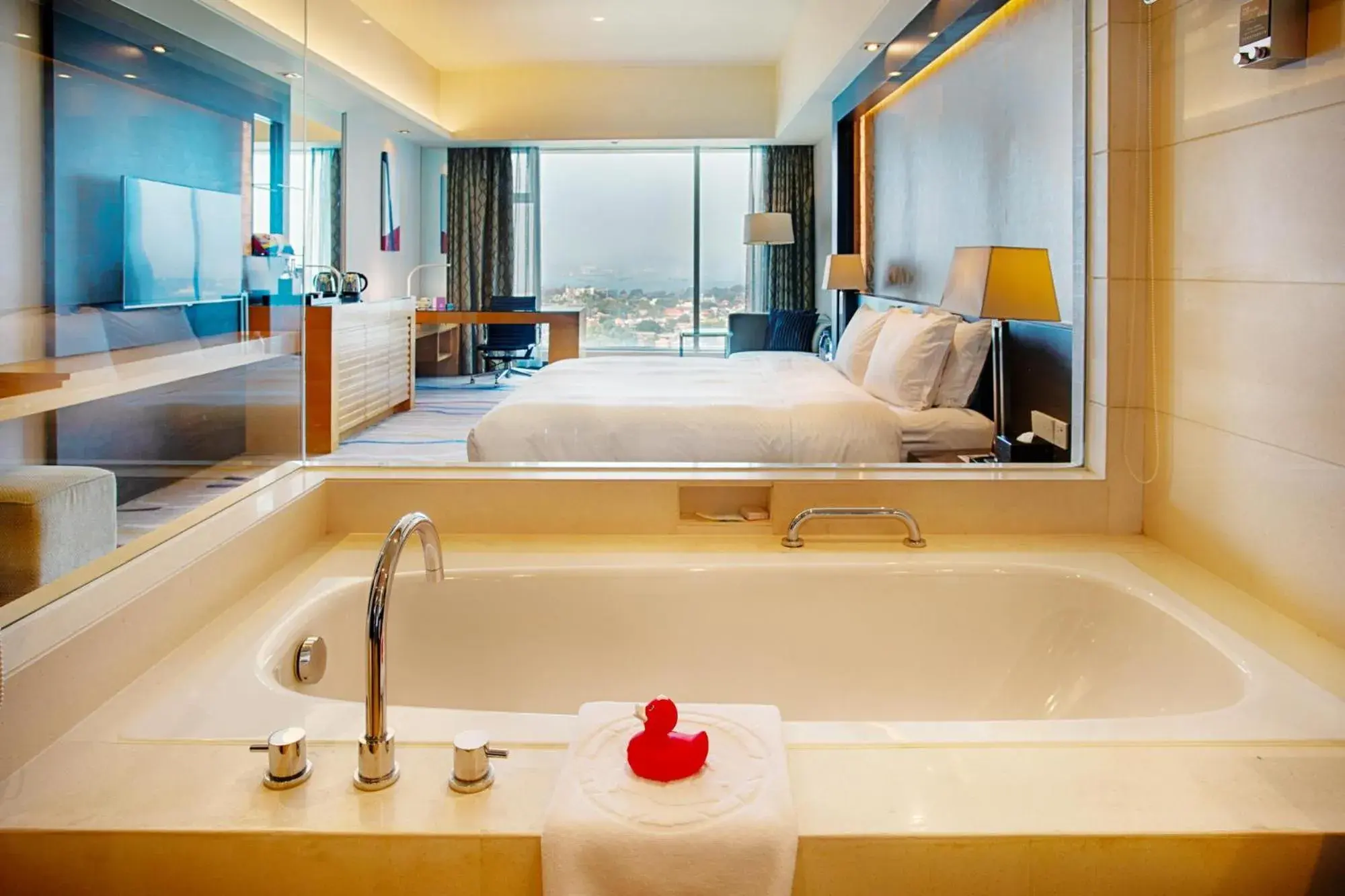 Premium Gulangyu Sea View King Room in Swiss Grand Xiamen-Harbour View Premium Gulangyu Sea View King Room in Swiss Grand Xiamen-Harbour View