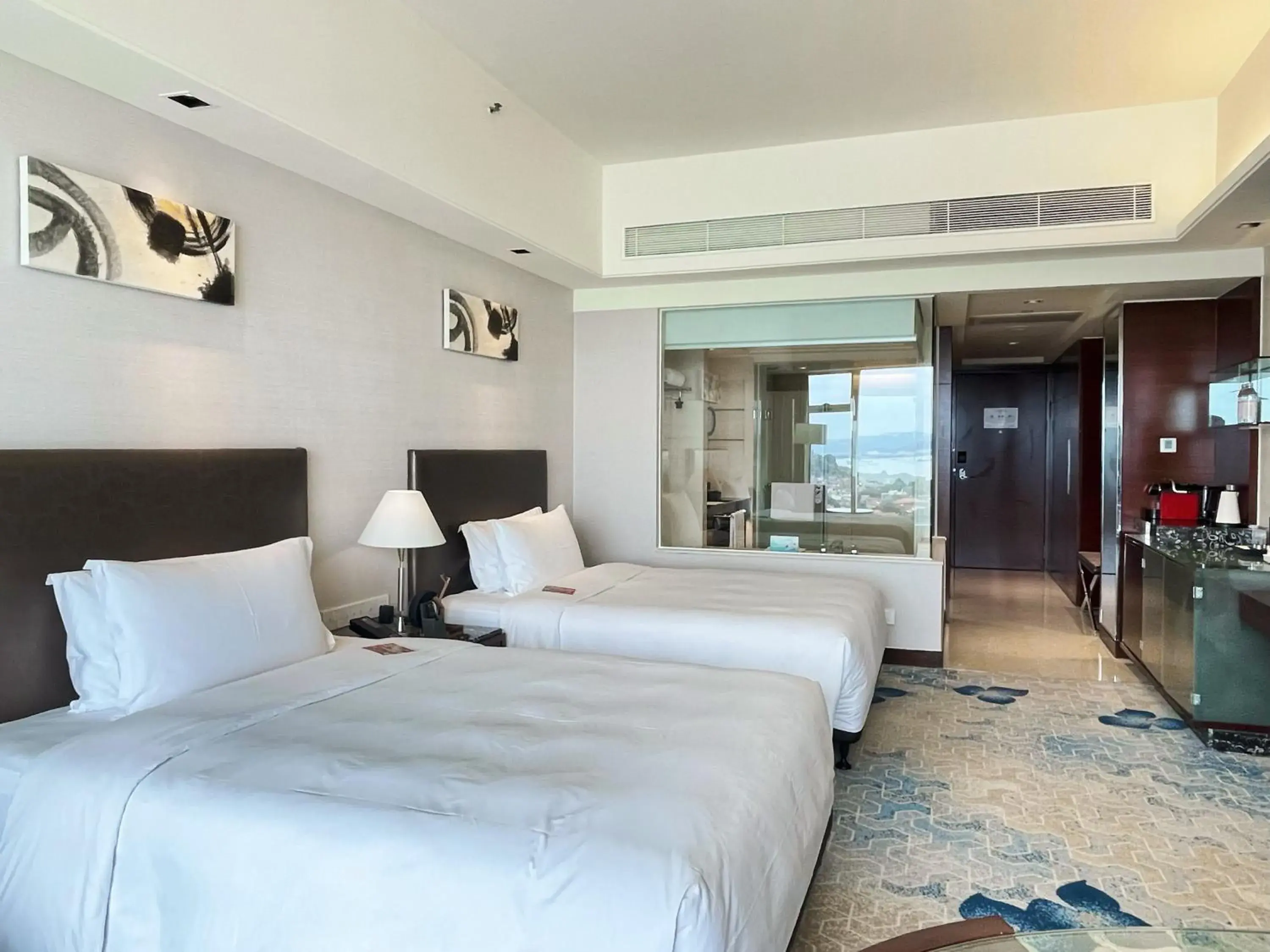 Executive Gulangyu Sea View Twin Room (Exclusive access to the Executive Club Lounge) in Swiss Grand Xiamen-Harbour View Executive Gulangyu Sea View Twin Room (Exclusive access to the Executive Club Lounge) in Swiss Grand Xiamen-Harbour View