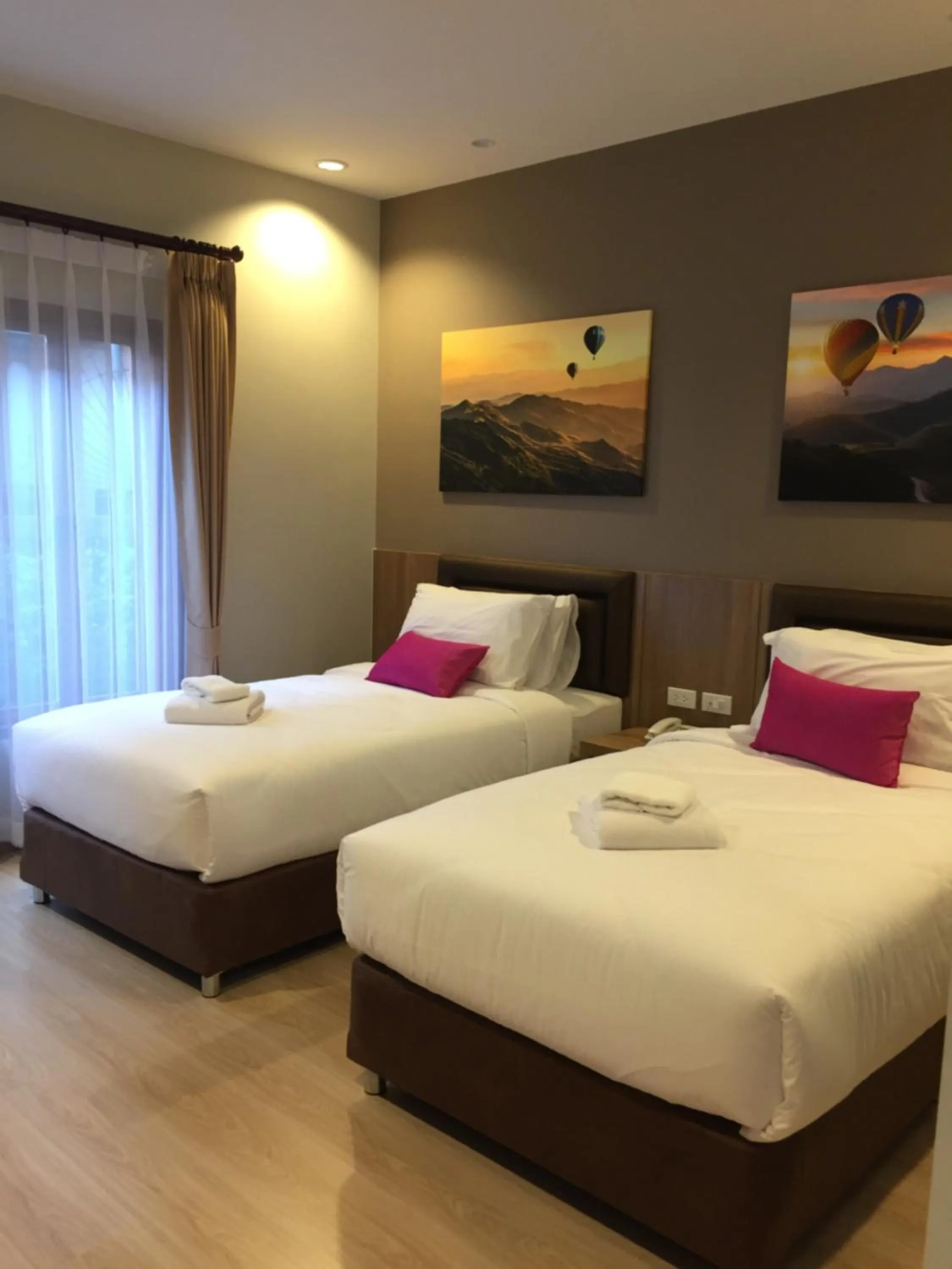 Property building, Bed in Ben Guesthouse