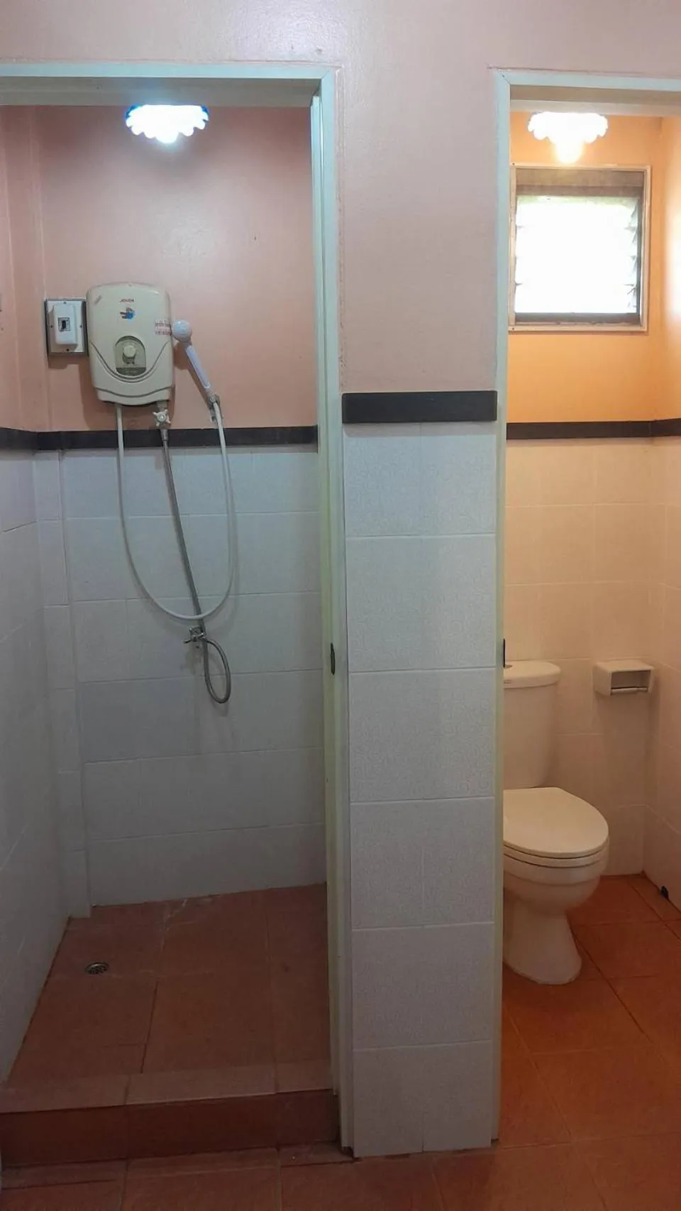 Shower in Ben Guesthouse