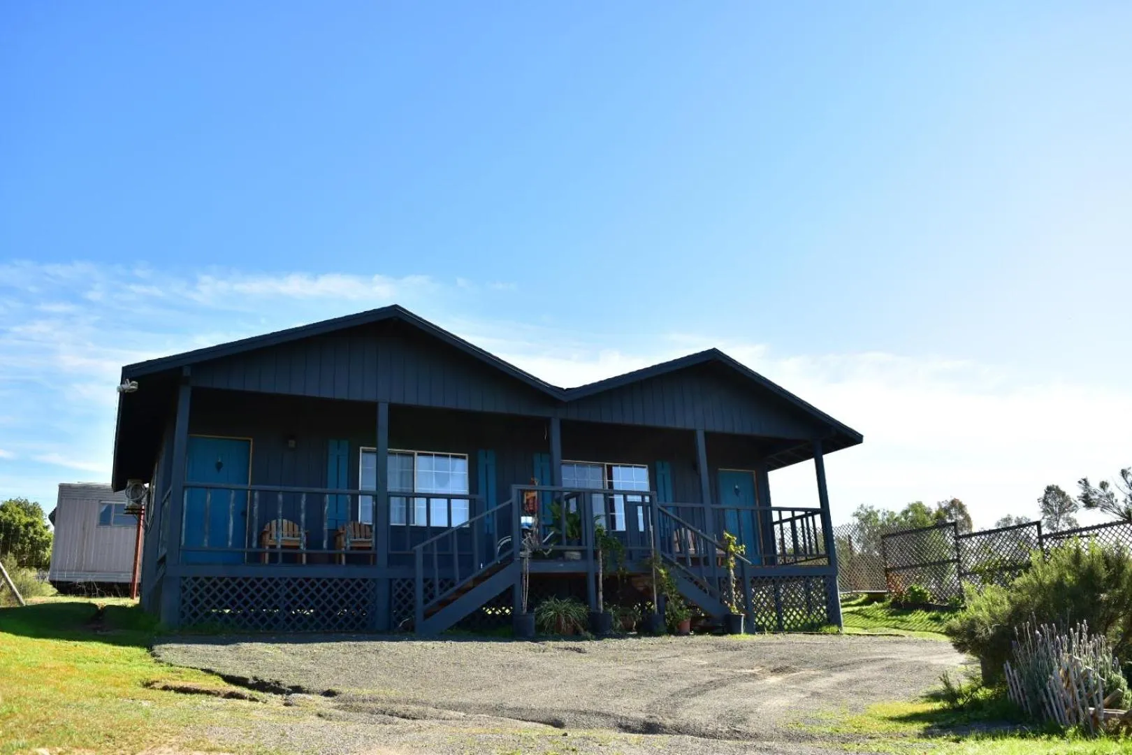 Facade/entrance in Bajo el Sol del Valle