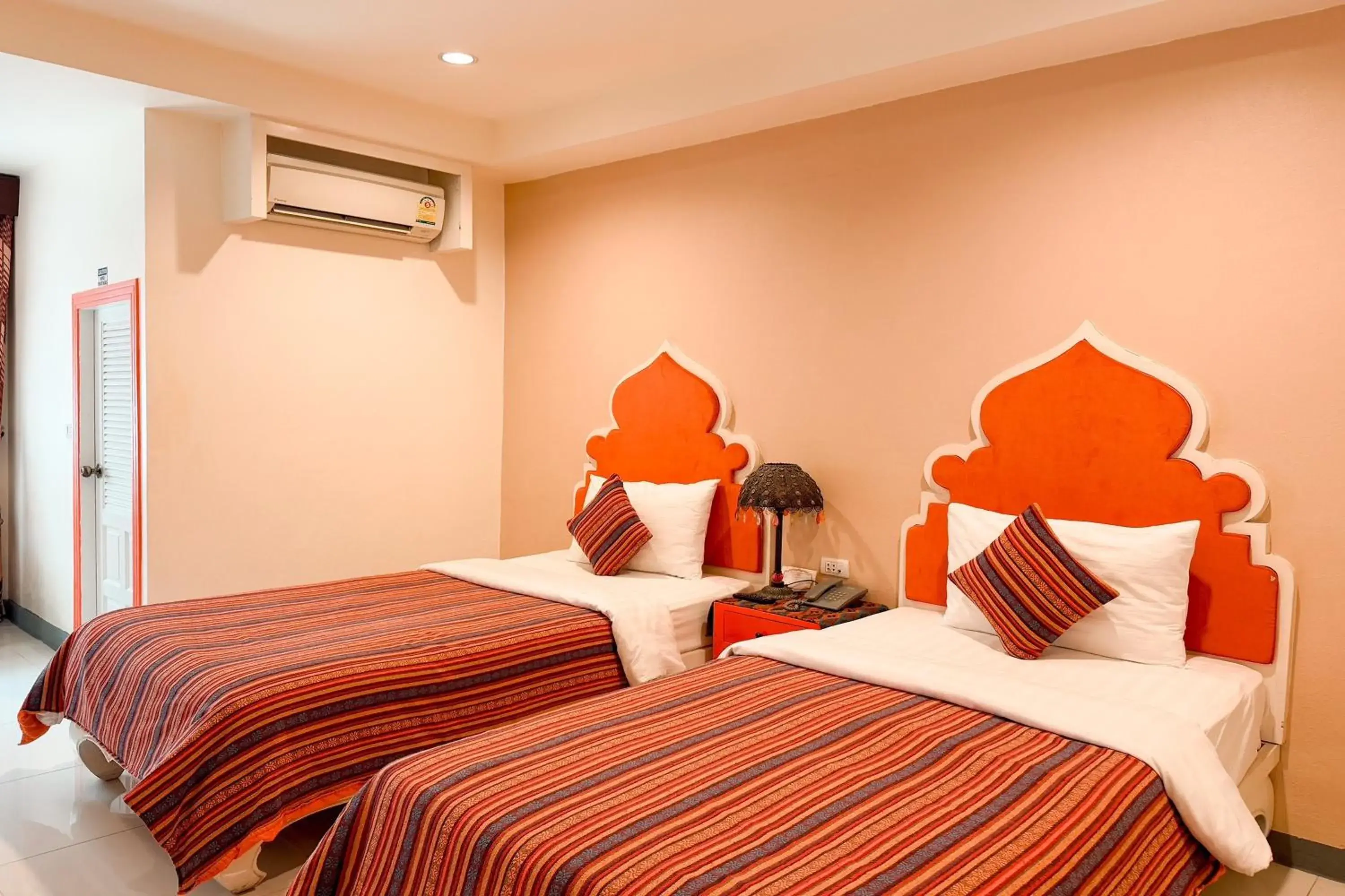 Deluxe Twin Room in Rasa Boutique Hotel Chiang Rai Deluxe Twin Room in Rasa Boutique Hotel Chiang Rai