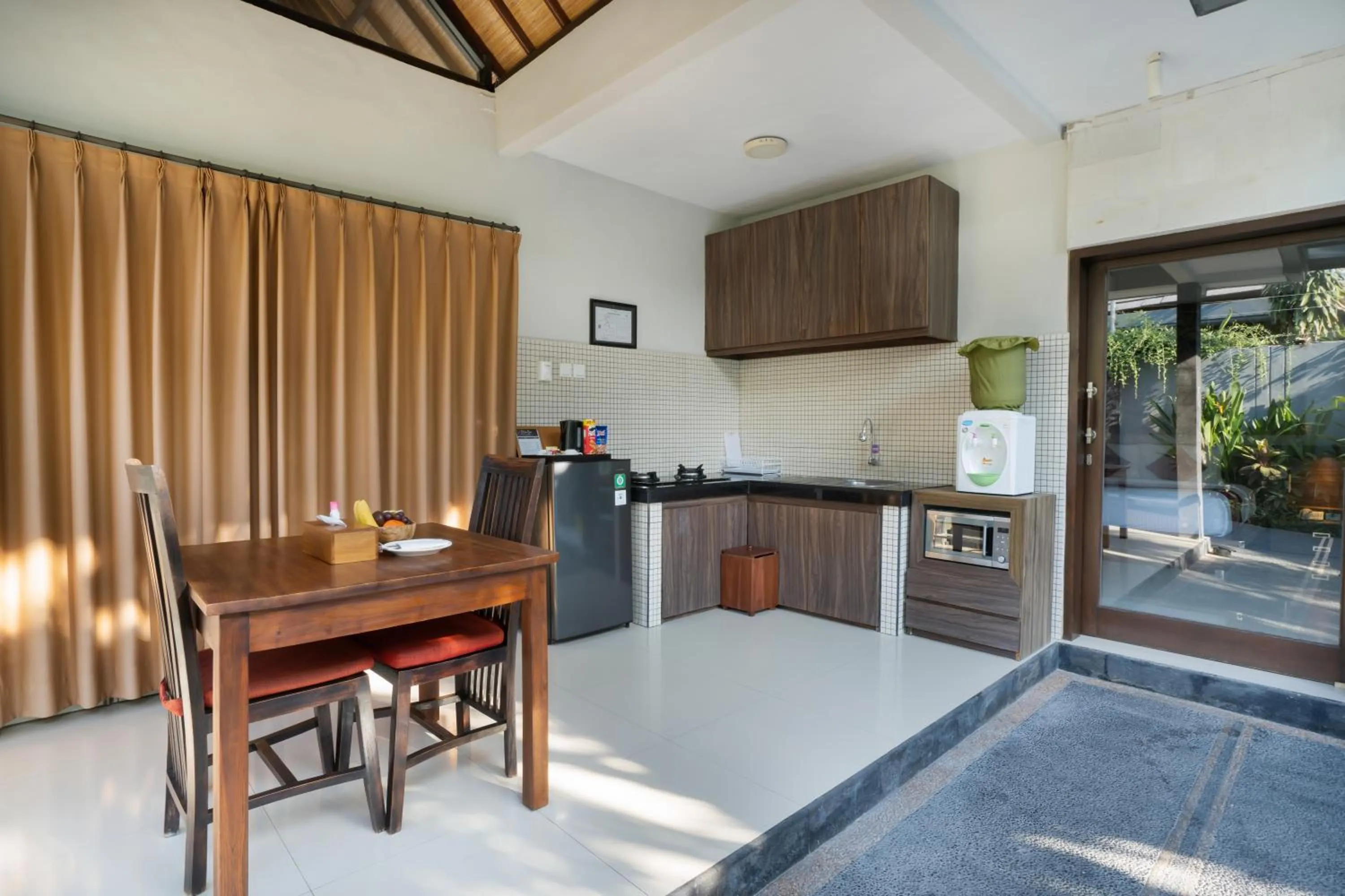 Kitchen or kitchenette in Samaja Beachside Villas