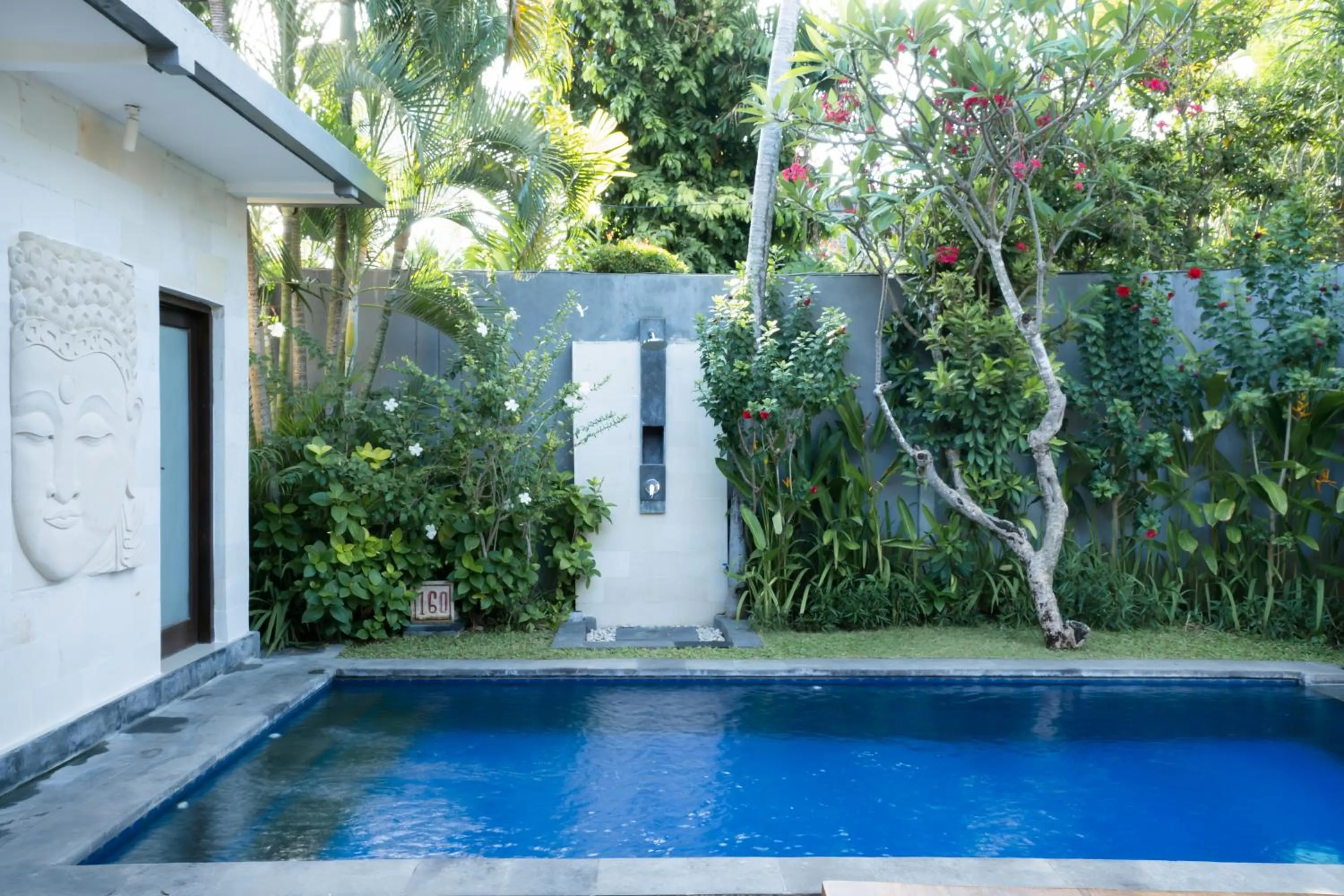 Shower in Samaja Beachside Villas