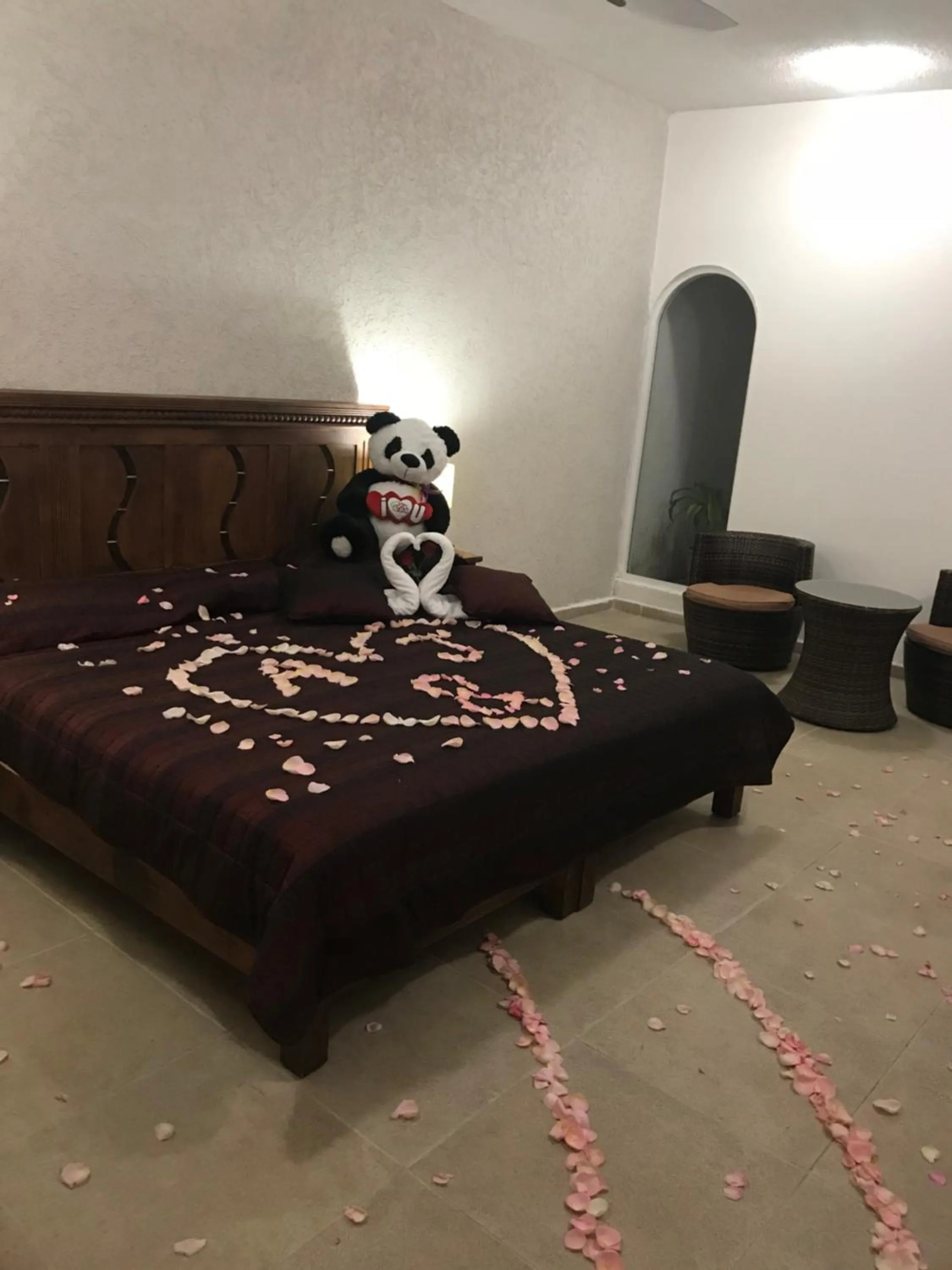 Bed in Hotel SKY & PALMS