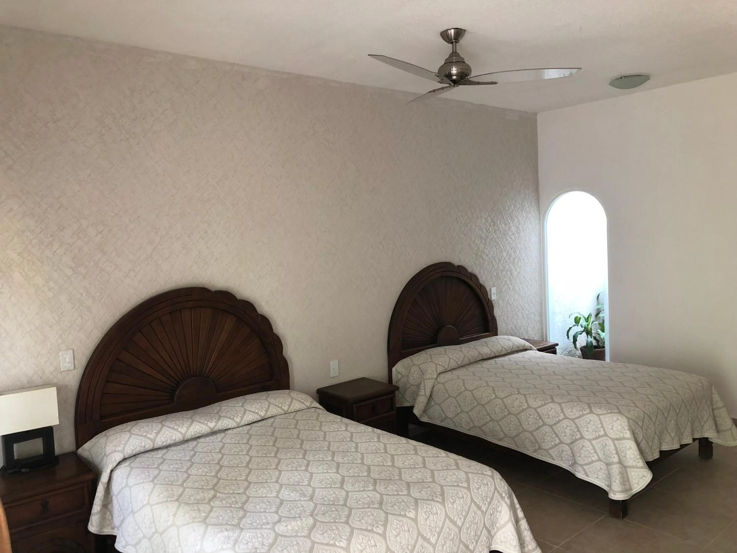 Bed in Hotel SKY & PALMS