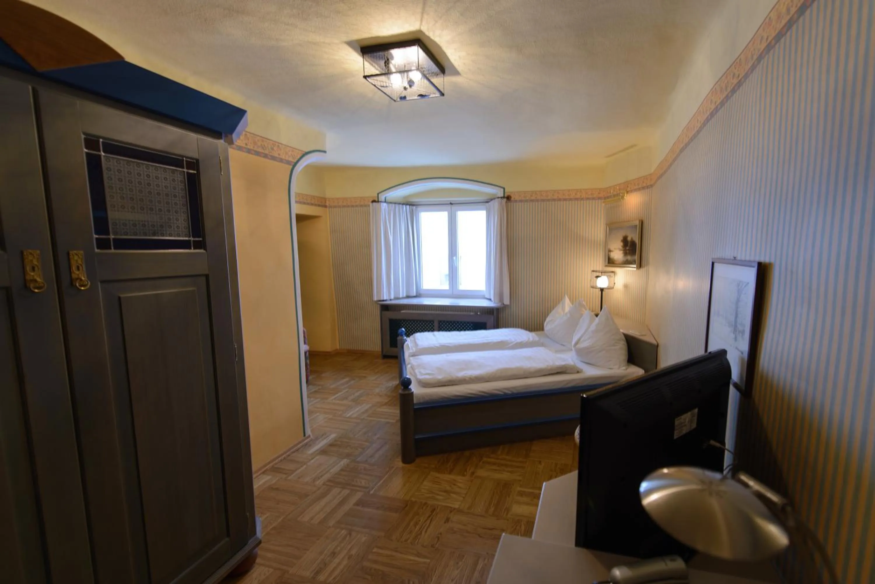 Bedroom, Bed in Gasthof Hotel Zweimüller