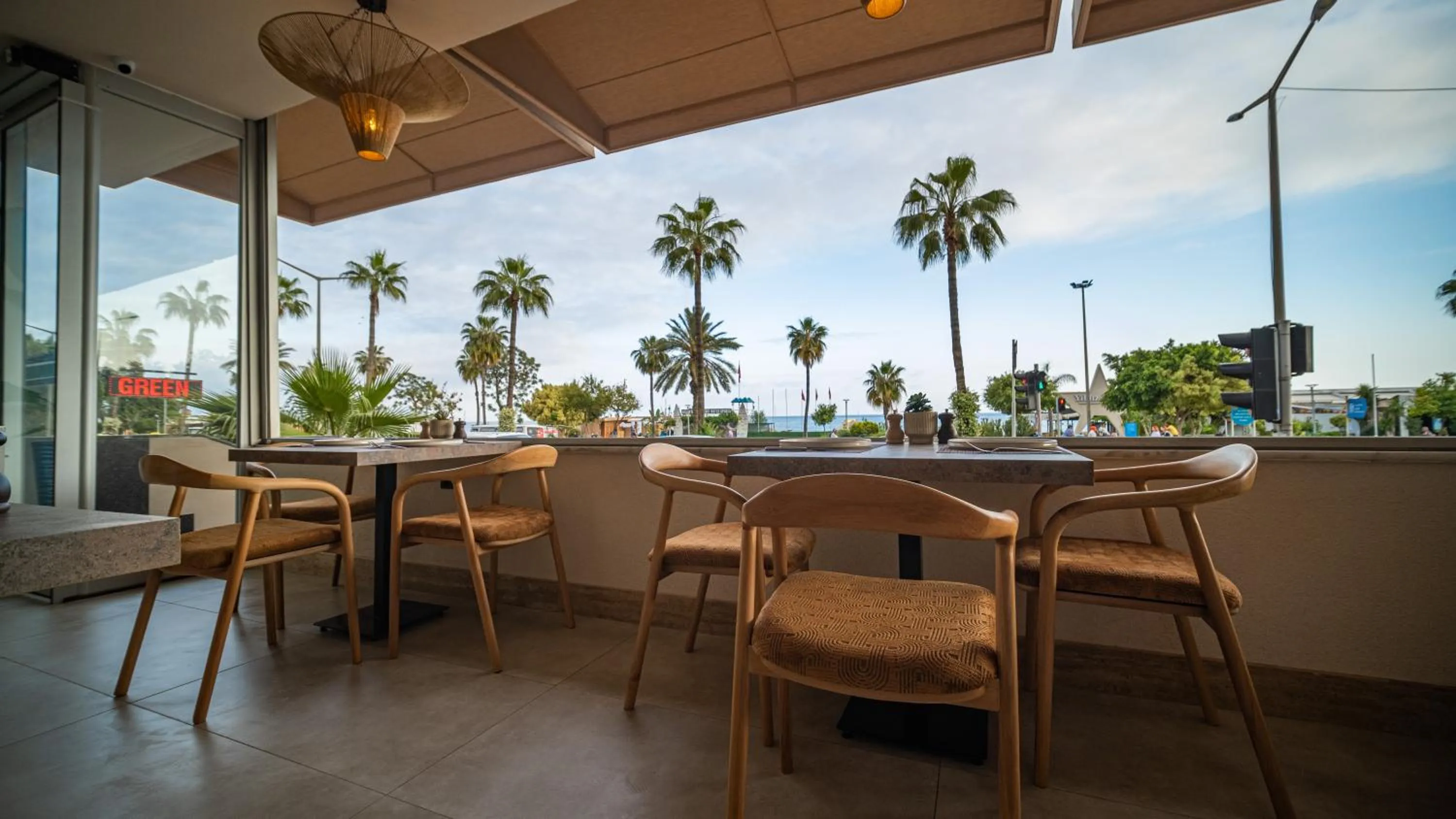 Restaurant/places to eat in Heritage by Cimen Hotel