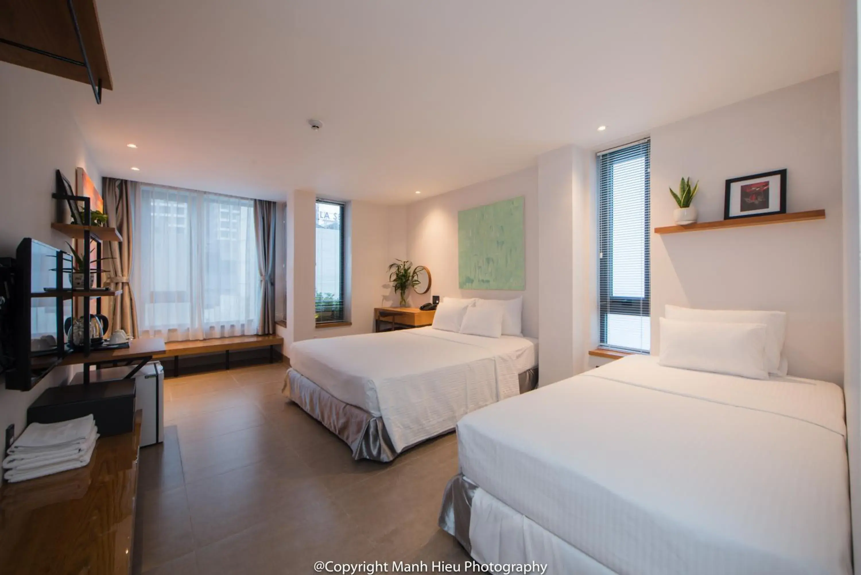 Deluxe Twin Room (1 Double Bed & 1 Single Bed) in Mojzo Inn Boutique Hotel Deluxe Twin Room (1 Double Bed & 1 Single Bed) in Mojzo Inn Boutique Hotel