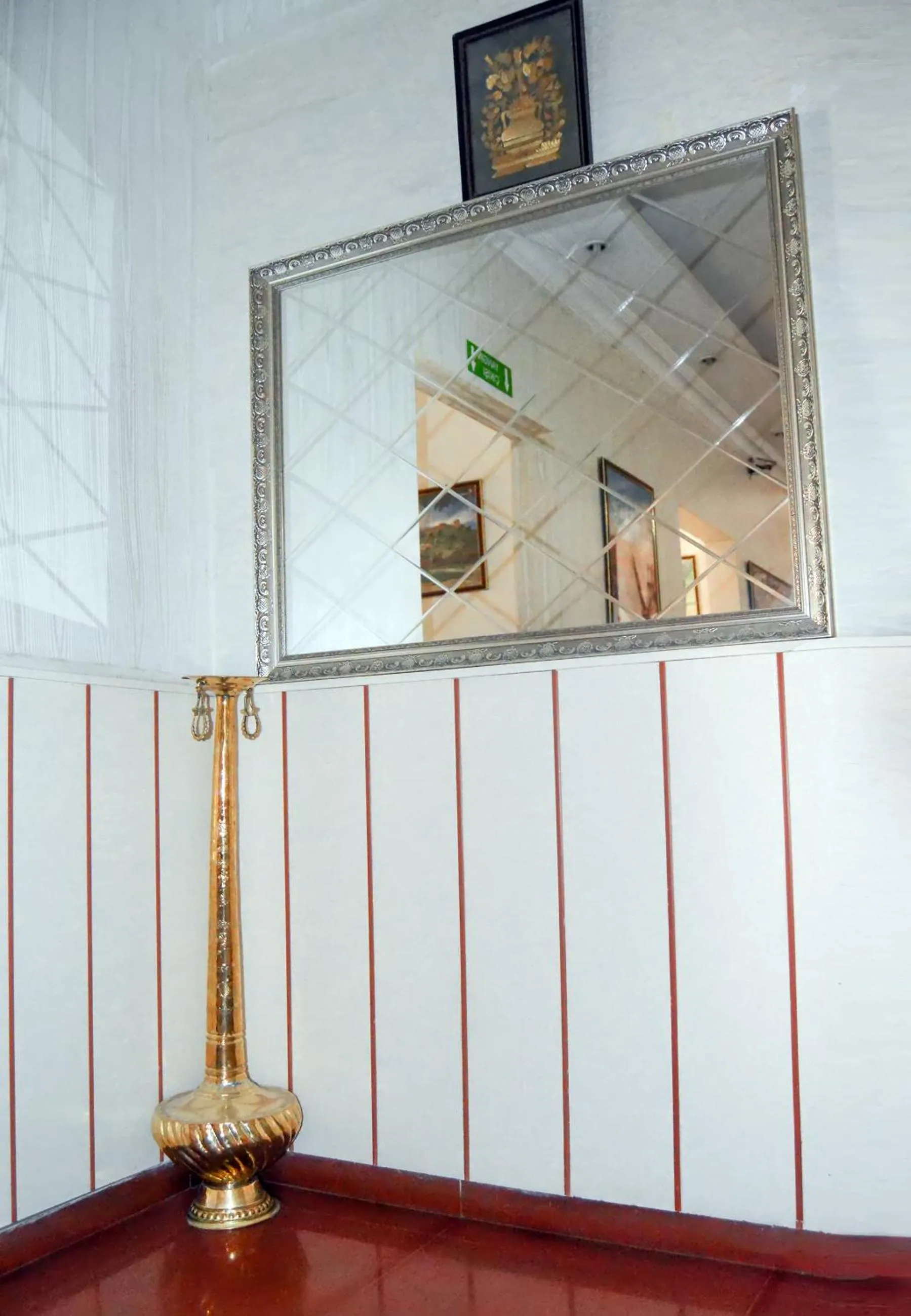 Decorative detail in Yunus Hotel