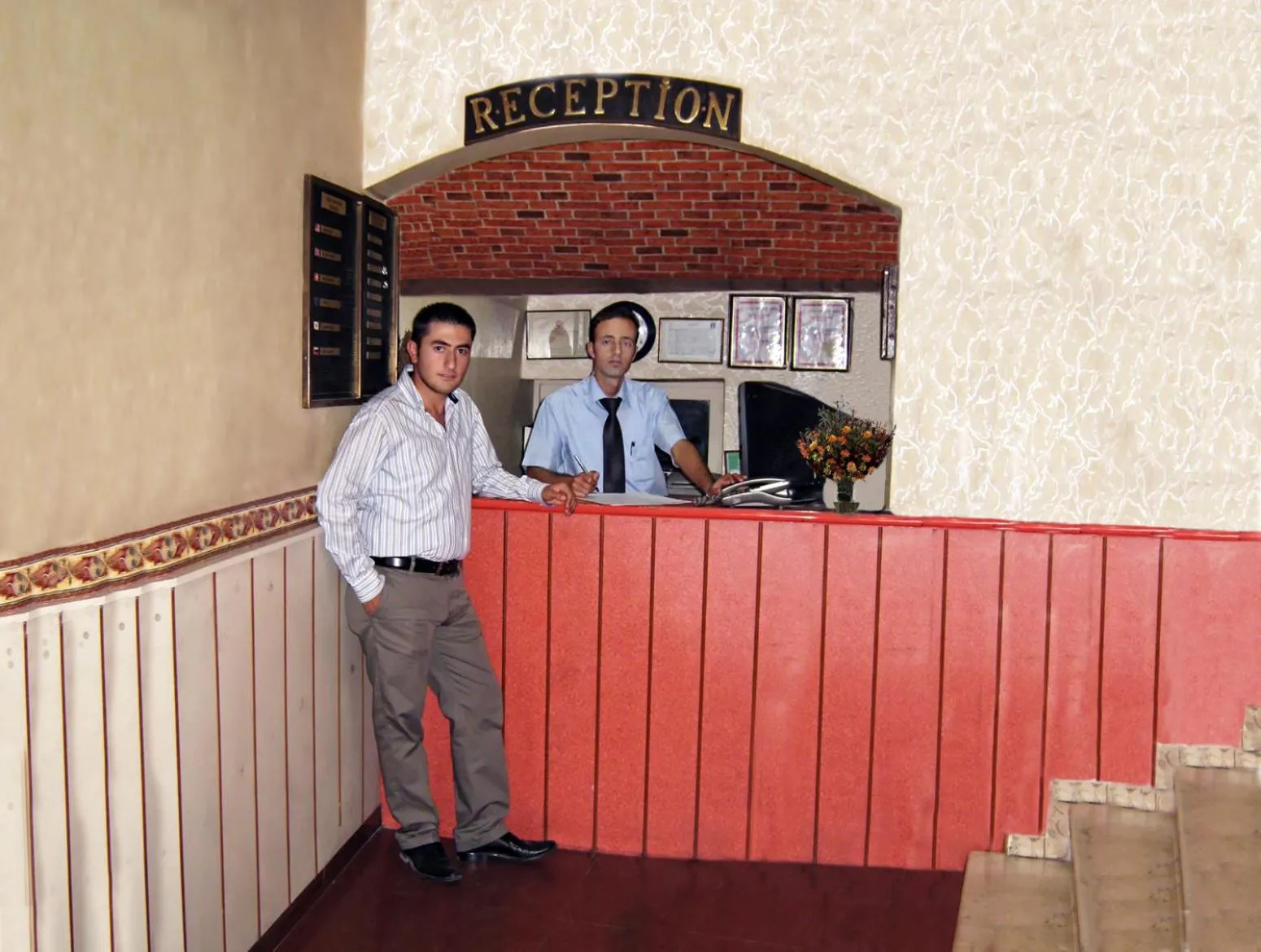 Lobby or reception in Yunus Hotel