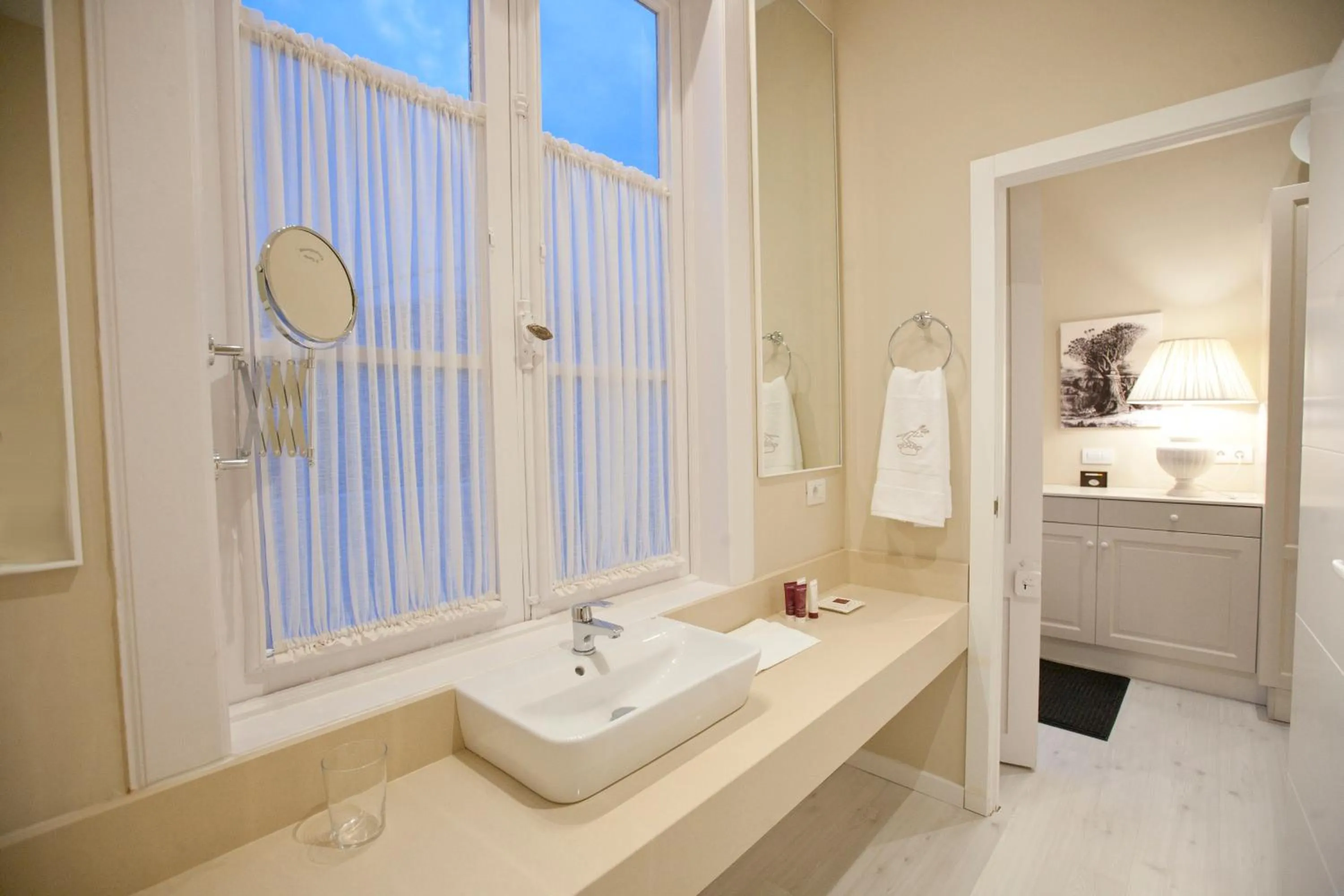 Bathroom in Suites de Franchy