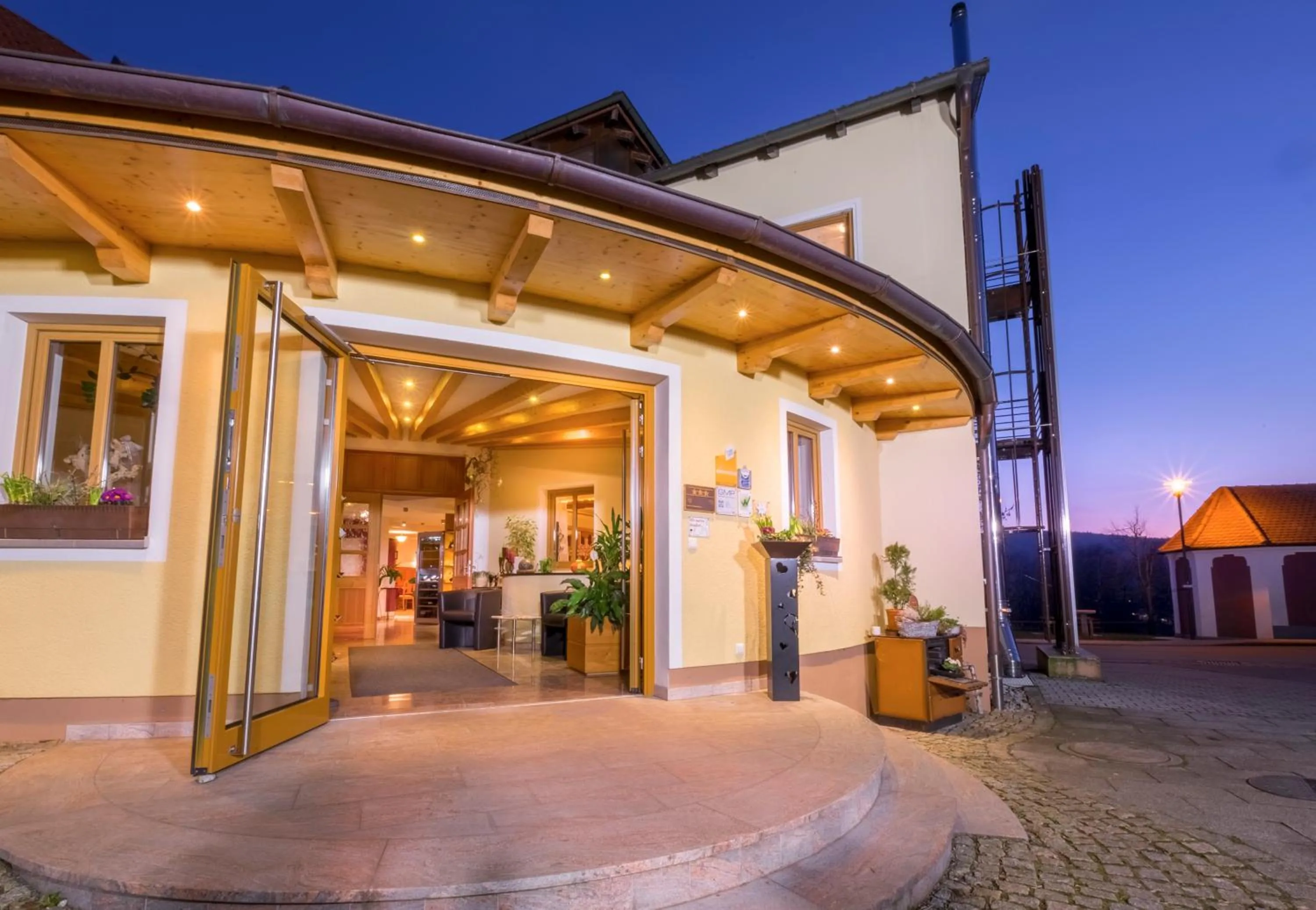 Facade/entrance in Landhotel Zum Goldenen Kreuz