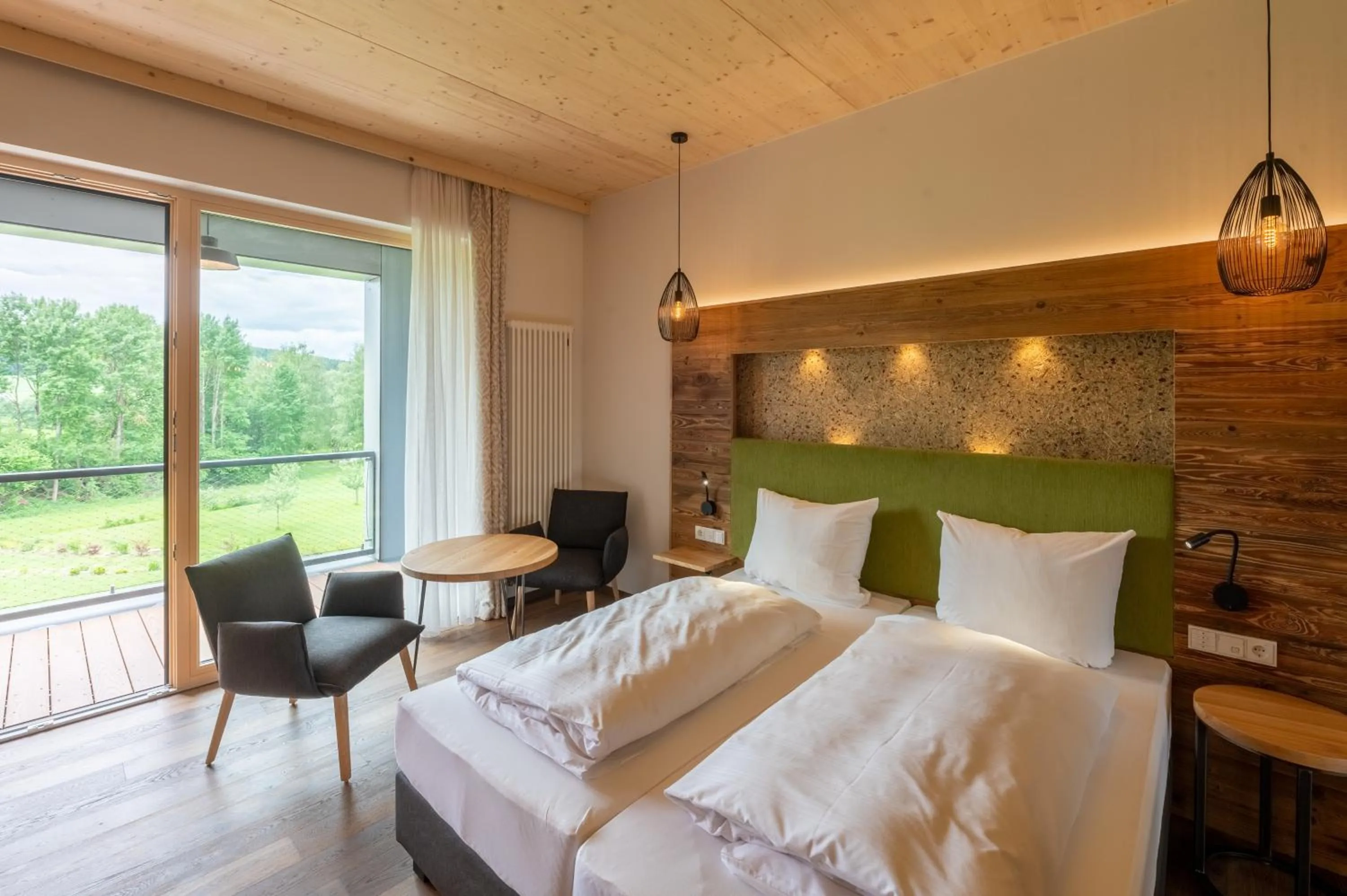 Photo of the whole room, Bed in Landhotel Zum Goldenen Kreuz