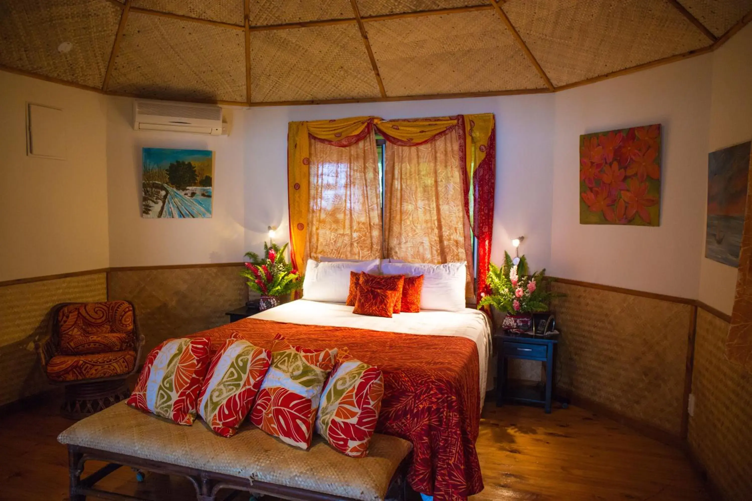 Two-Bedroom Villa with Ocean View - Sunset in Le Vasa Resort Two-Bedroom Villa with Ocean View - Sunset in Le Vasa Resort