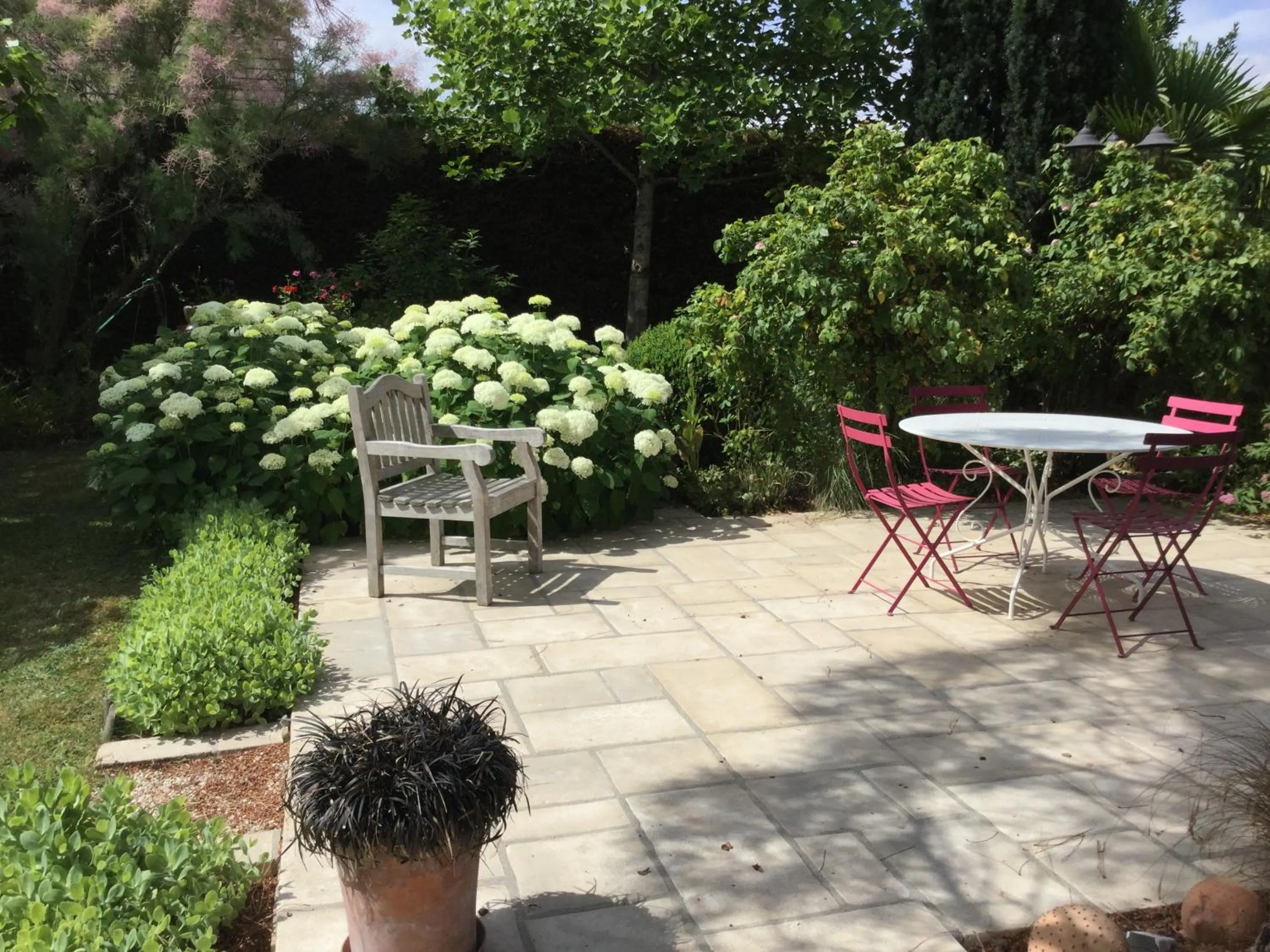 Garden view in Chambres d'Hotes au Pays de Valencay en Berry