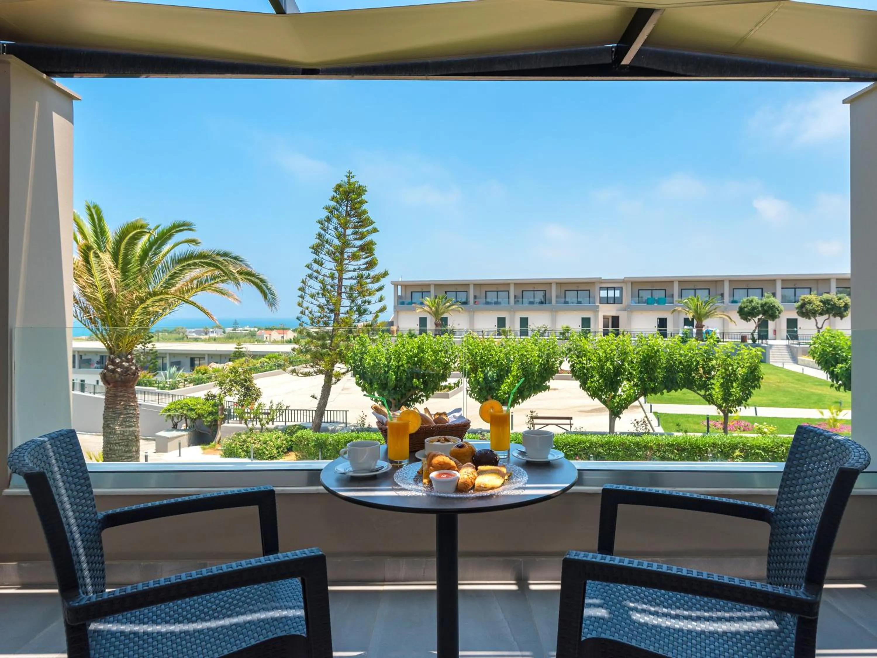 Balcony/Terrace in Solimar Aquamarine Resort