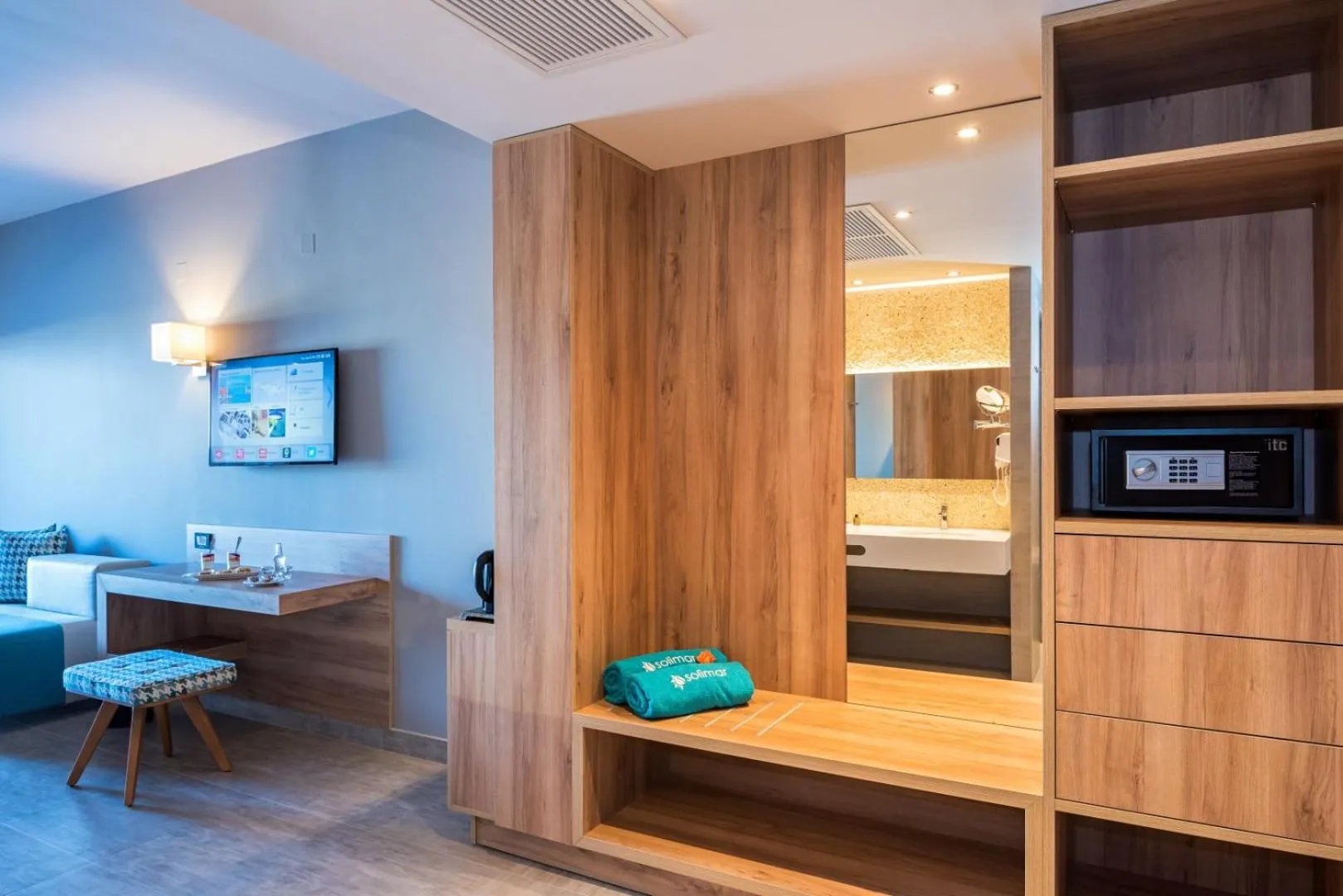 Area and facilities in Solimar Aquamarine Resort