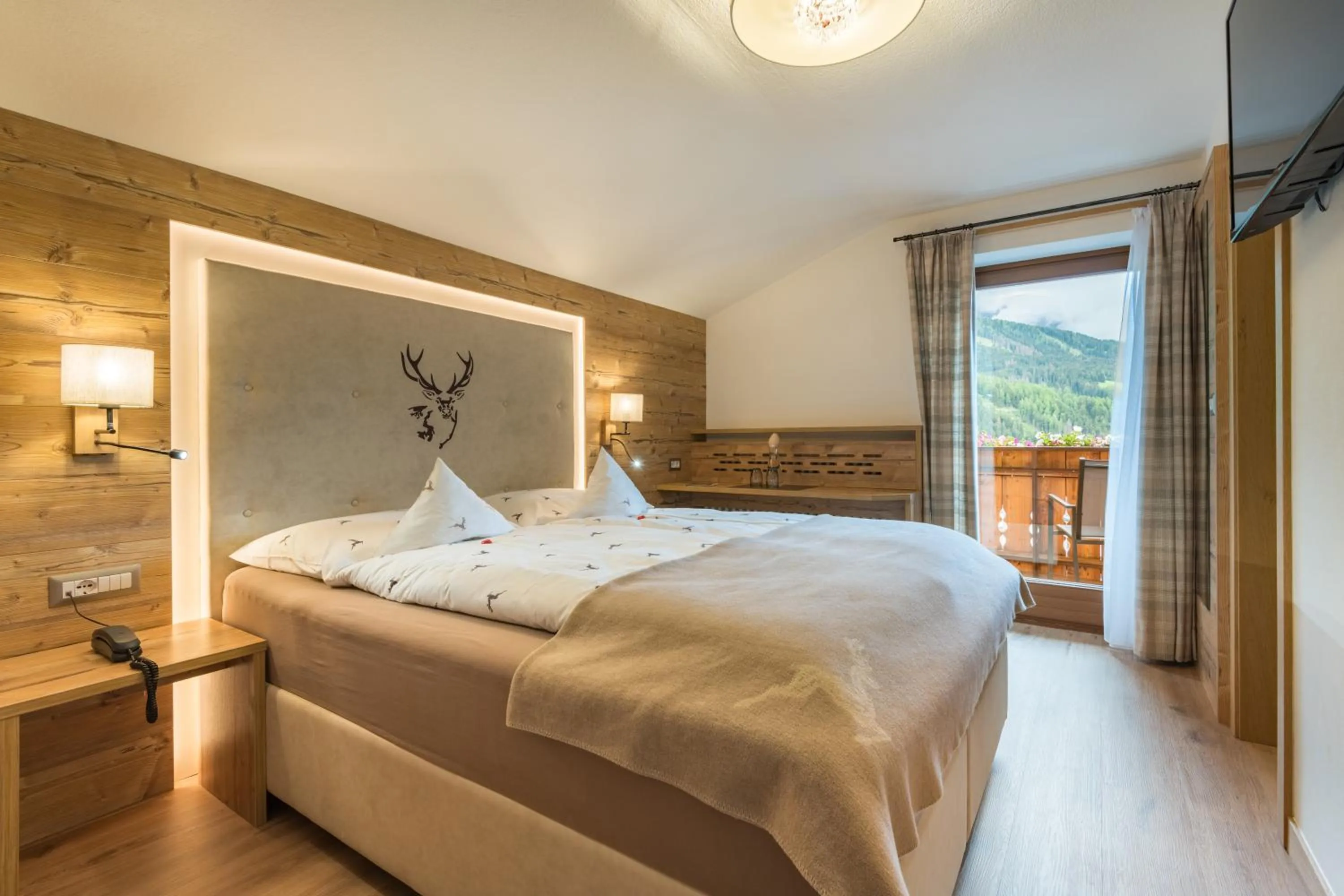 Bedroom, Bed in Hotel Jägerheim 3S