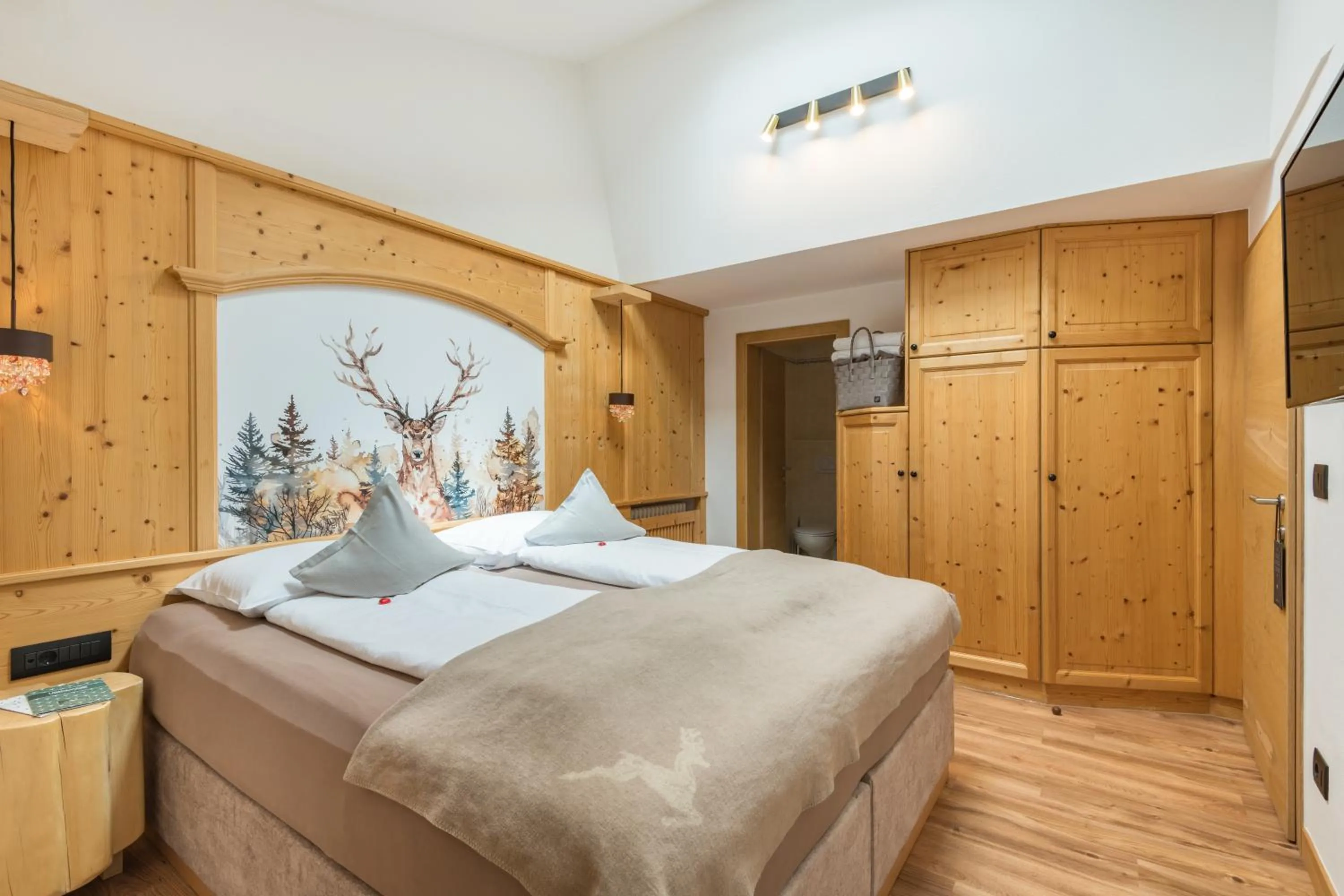 Photo of the whole room, Bed in Hotel Jägerheim 3S