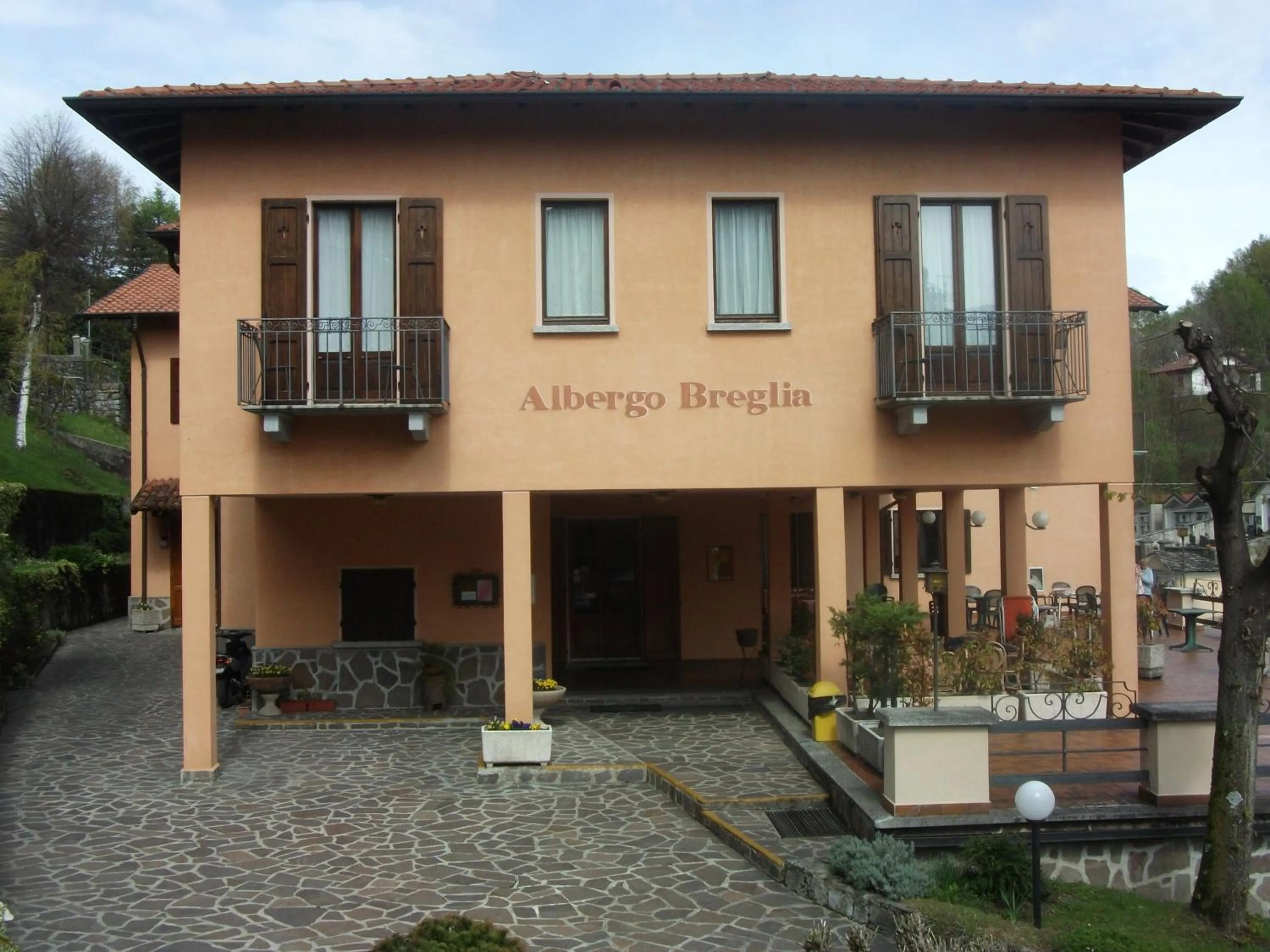 Property building in Albergo Breglia