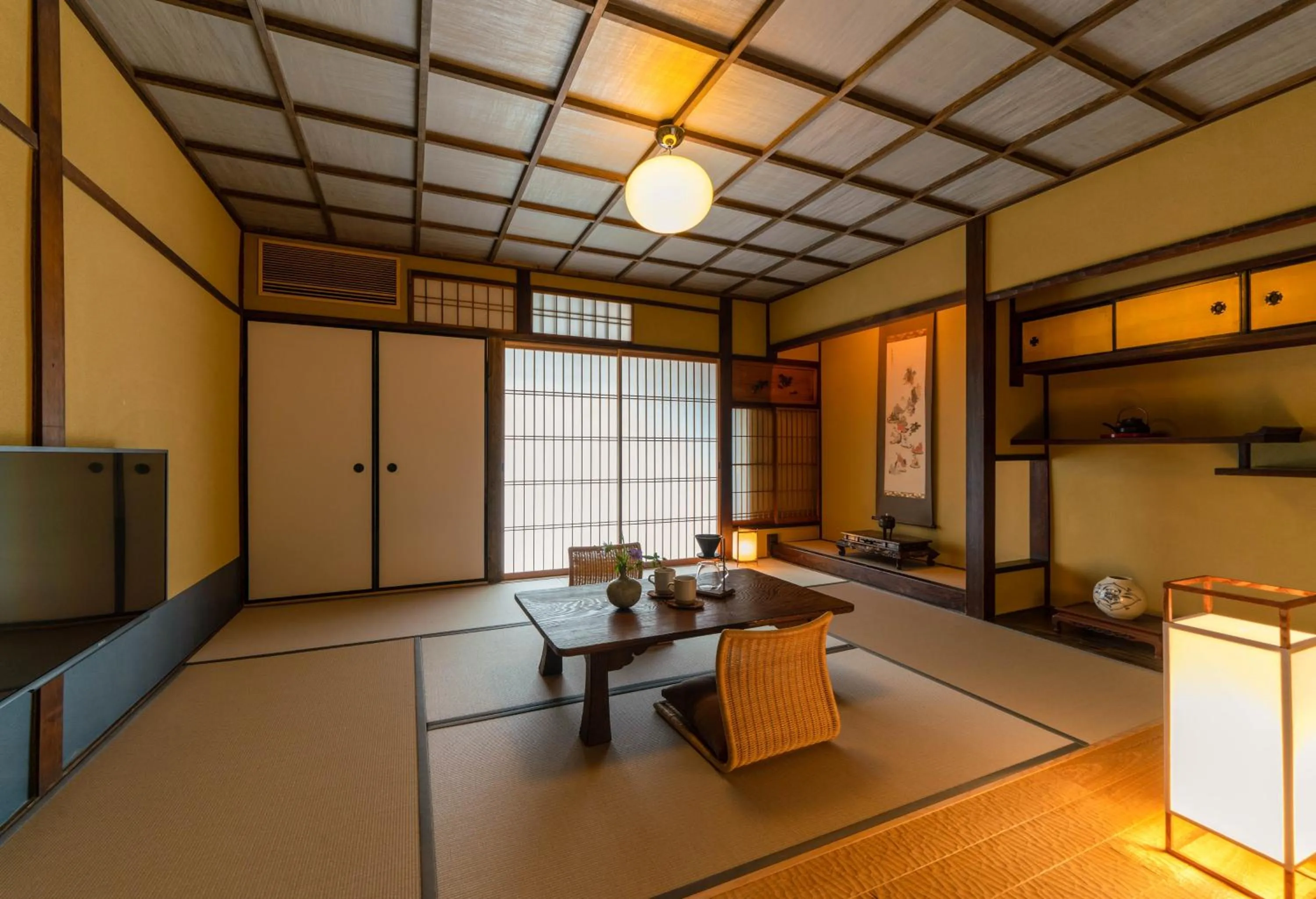 Photo of the whole room in The Machiya Kamiumeya