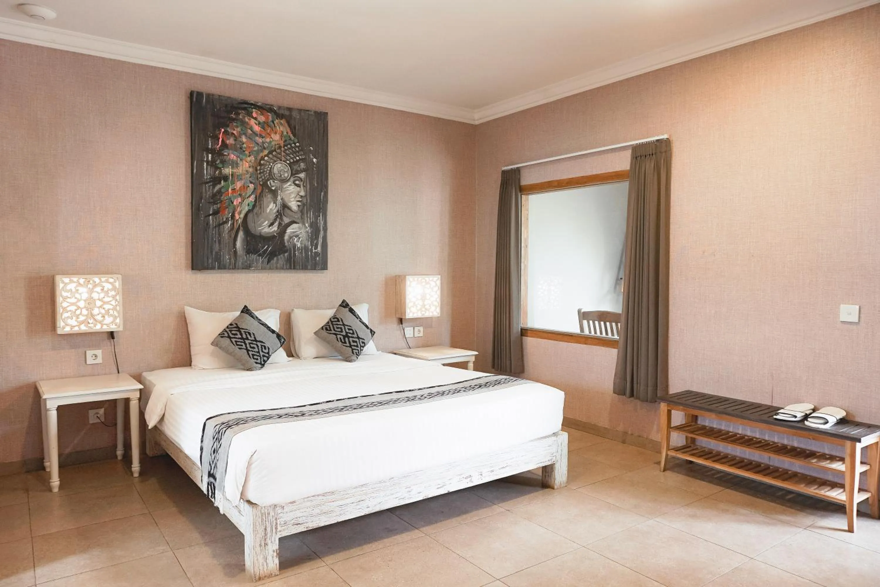 Bed in Coconut Lodge Resort