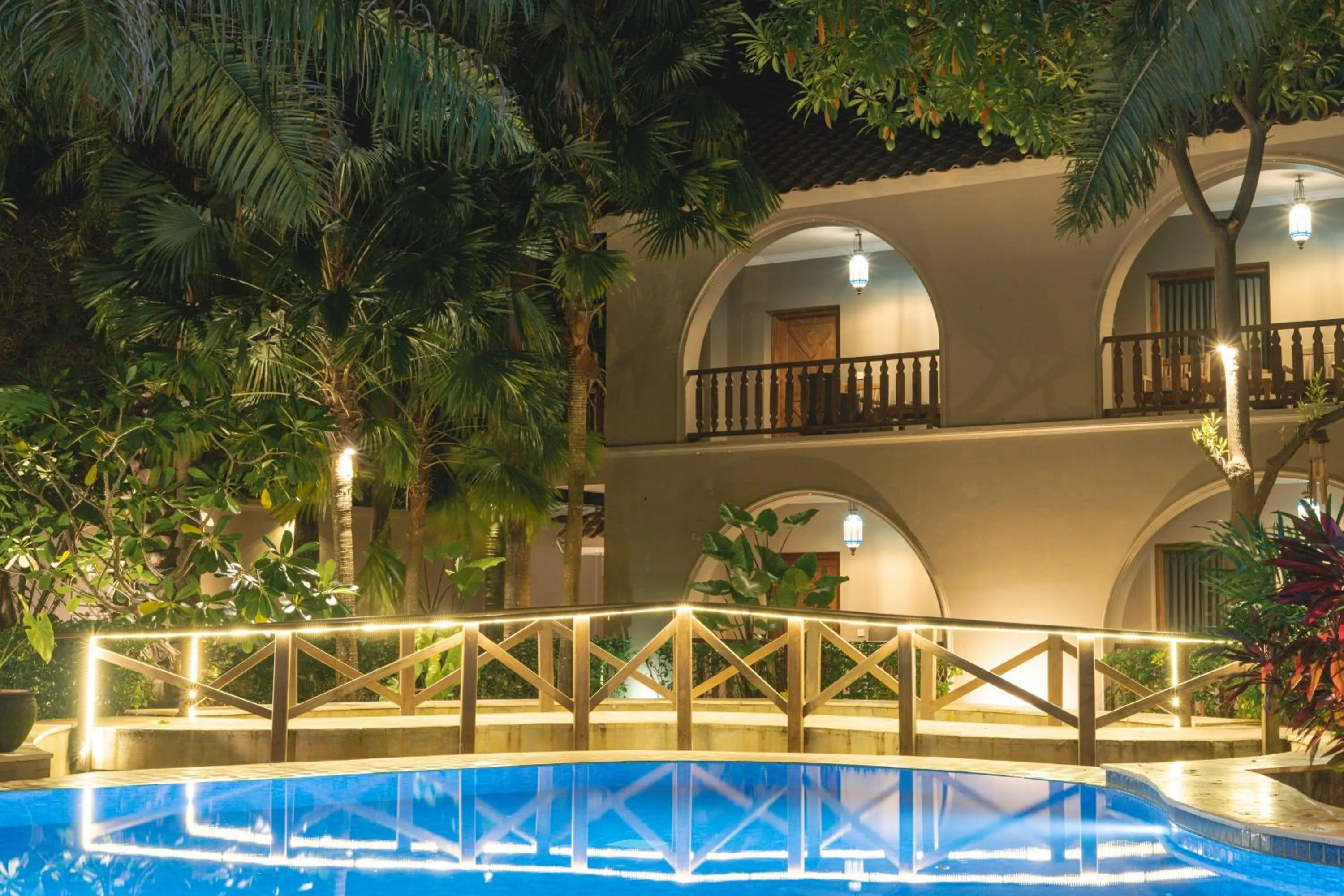 Property building in Coconut Lodge Resort