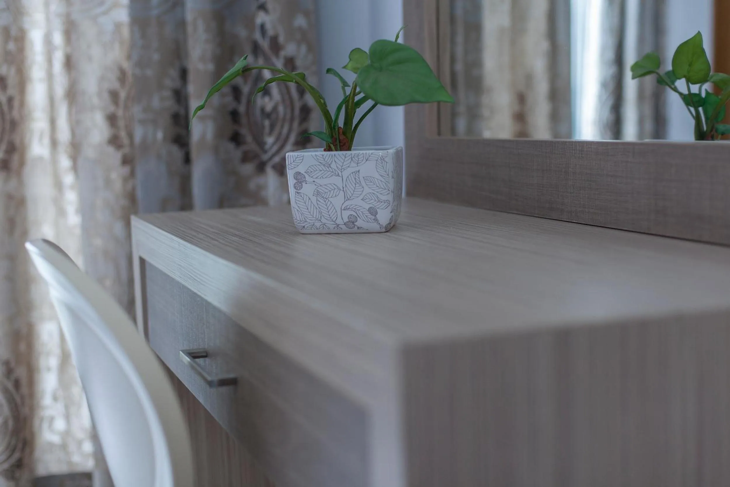 Minos Apartments & Studios