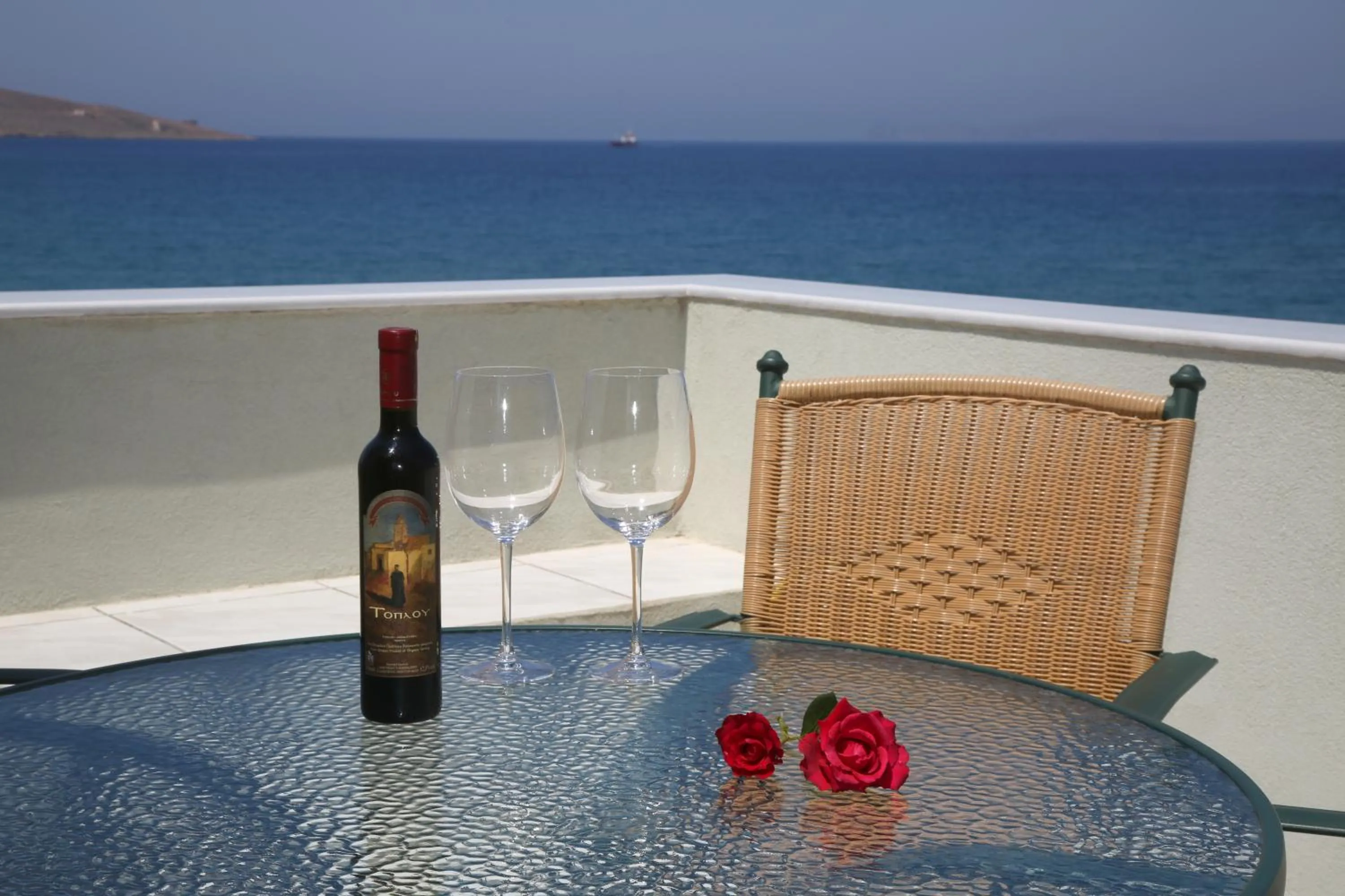 Beach in Minos Apartments & Studios