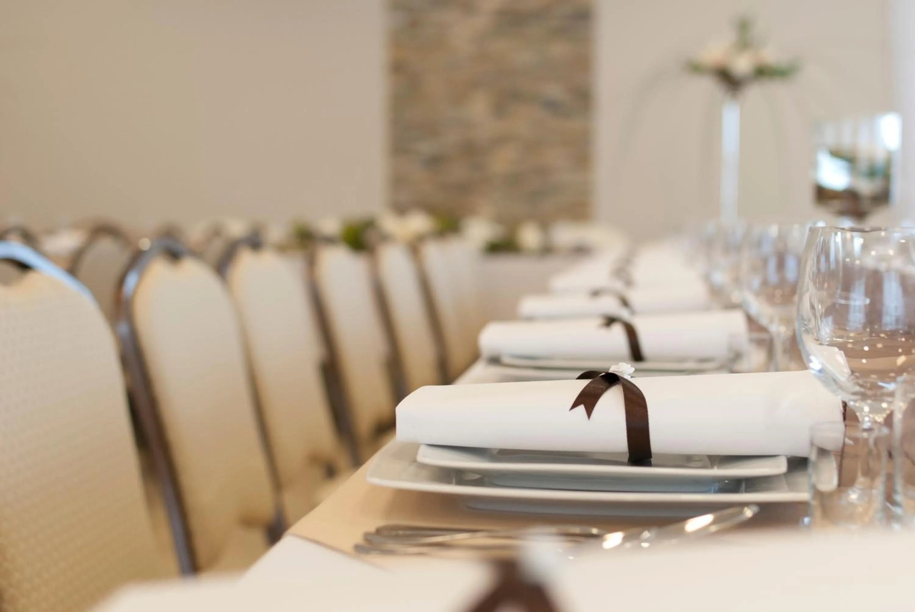 Restaurant/places to eat in Złoty Staw