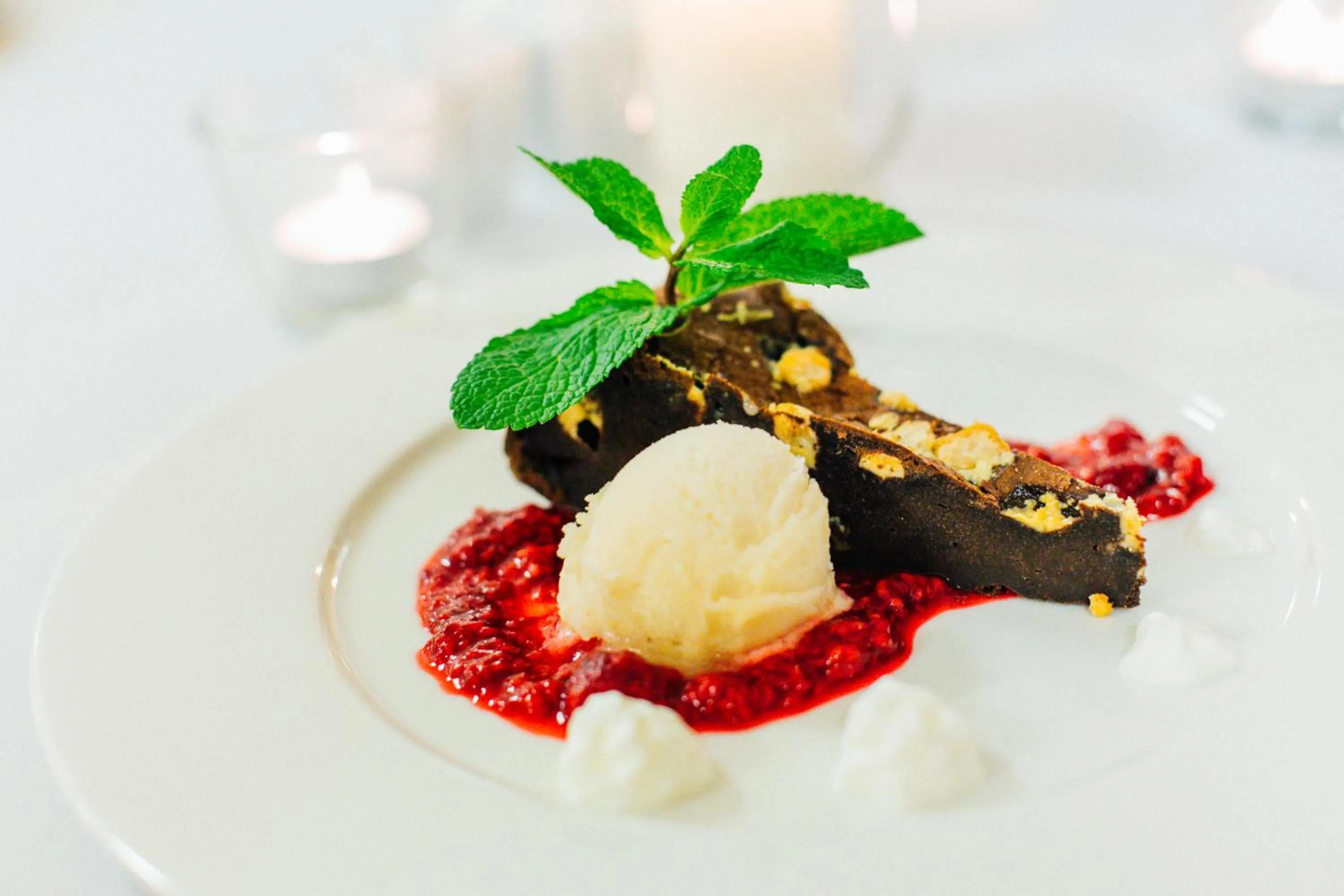 Restaurant/places to eat in Złoty Staw