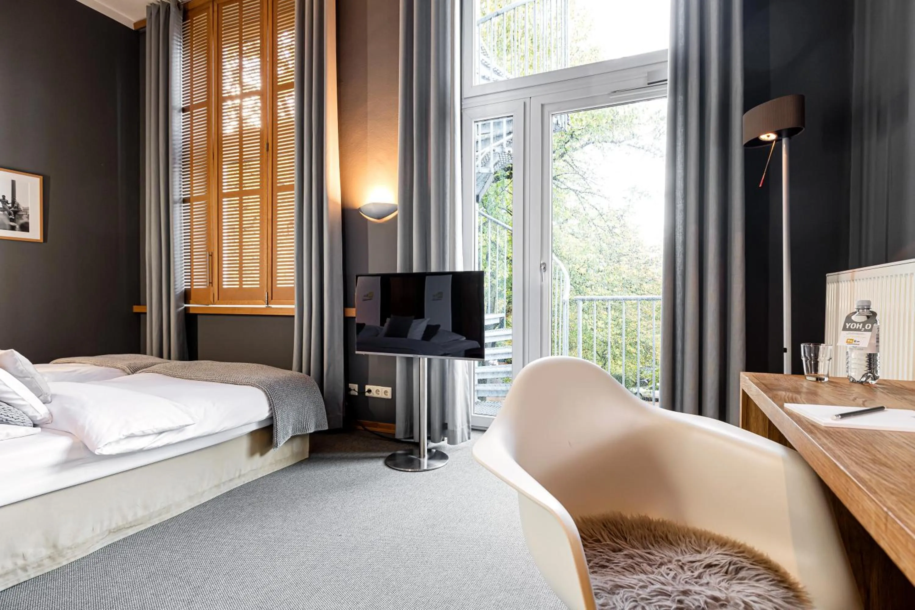 Bed in YoHo - The Young Hotel