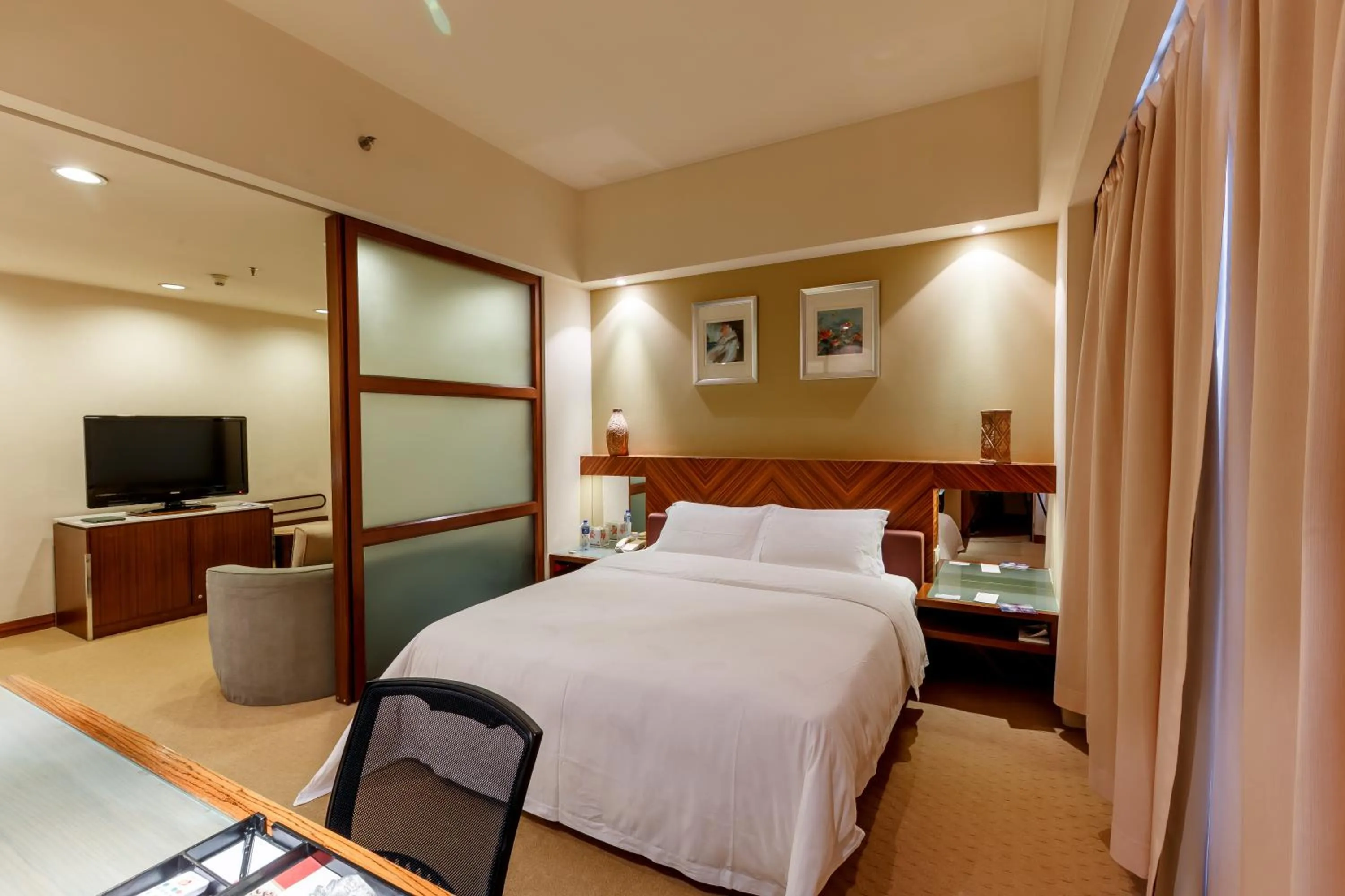 Parklane Hotel Changan