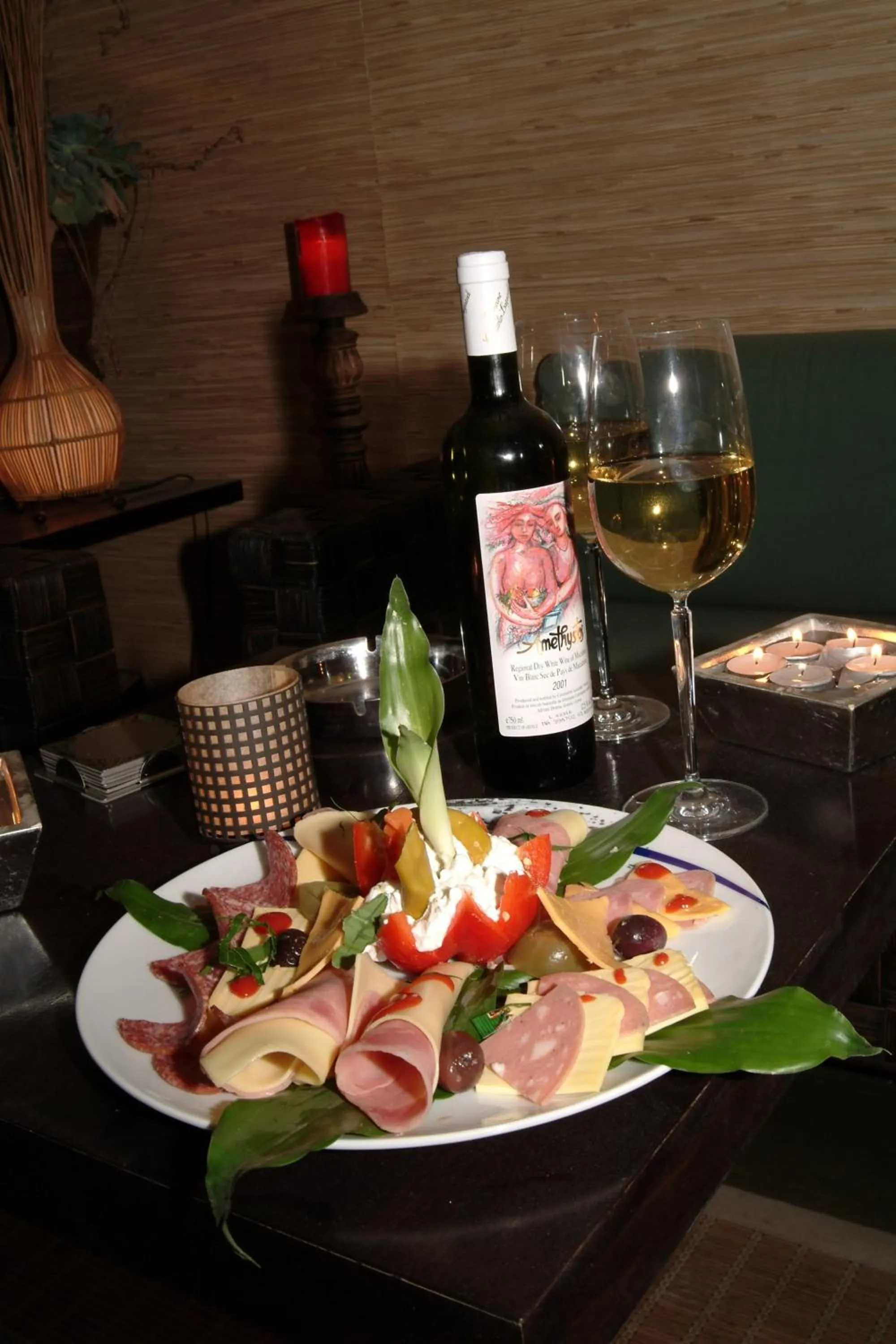 Food and drinks in Porto Del Sol Hotel