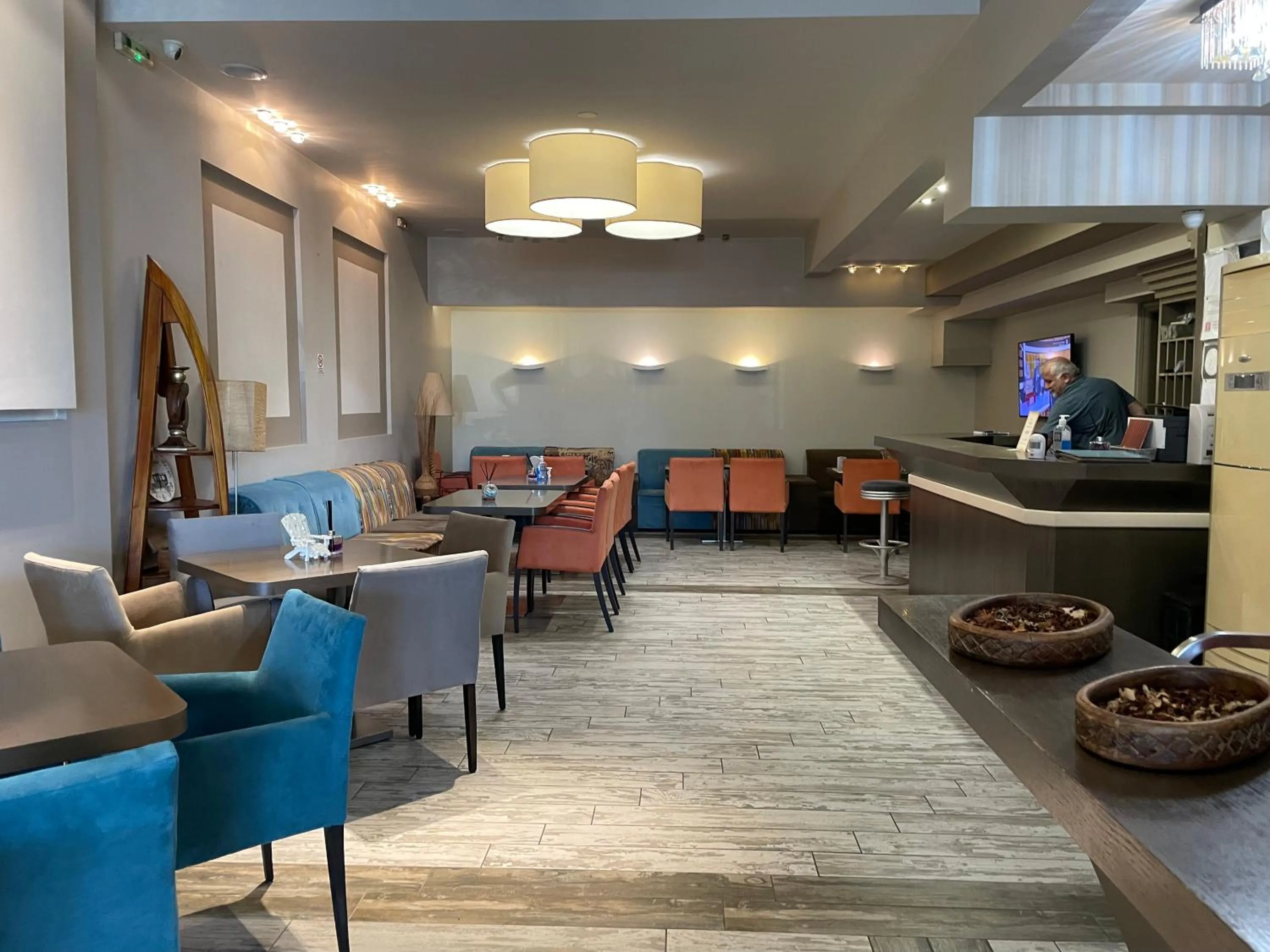 Restaurant/places to eat in Porto Del Sol Hotel