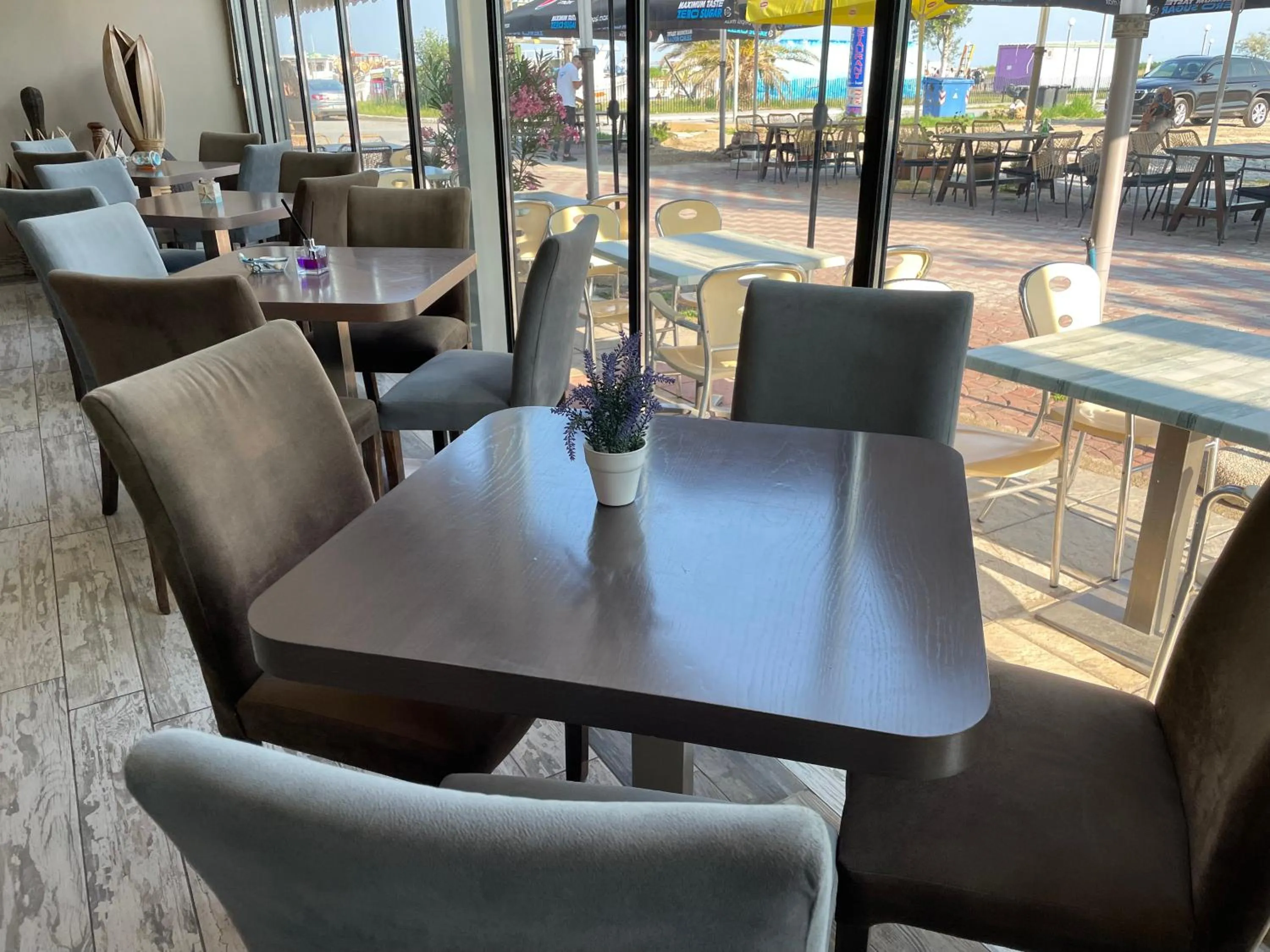 Living room in Porto Del Sol Hotel