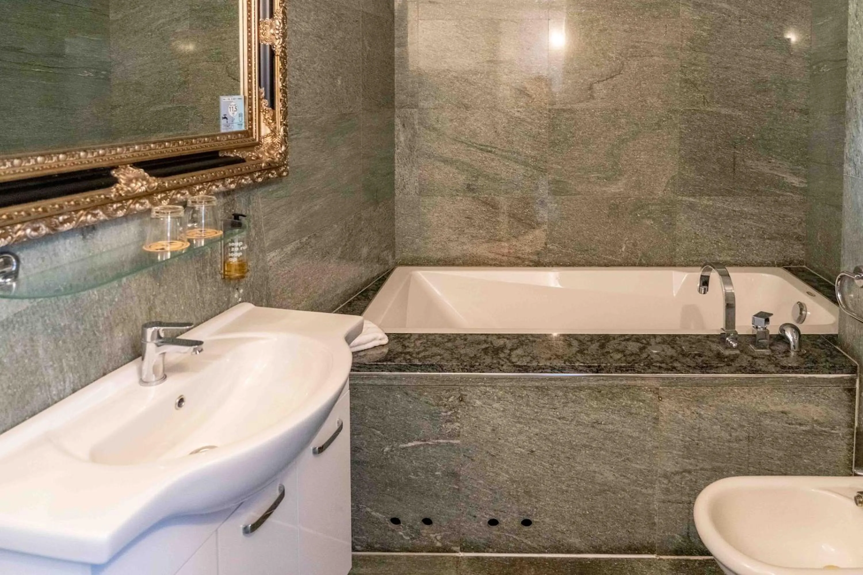 Bathroom in Boutique Hotel Portorose