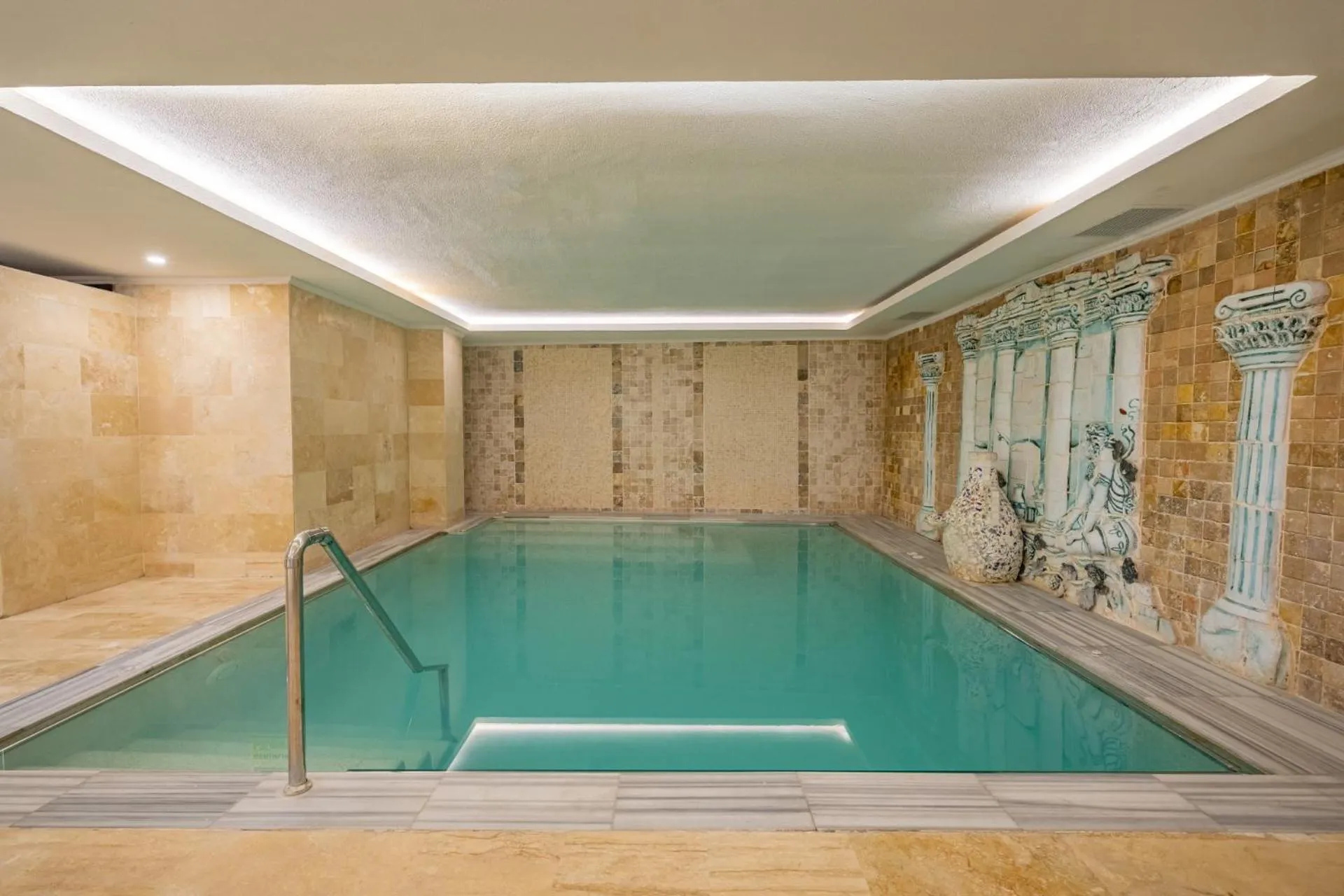 Hot Spring Bath in Ugurlu Termal Tatil Köyü