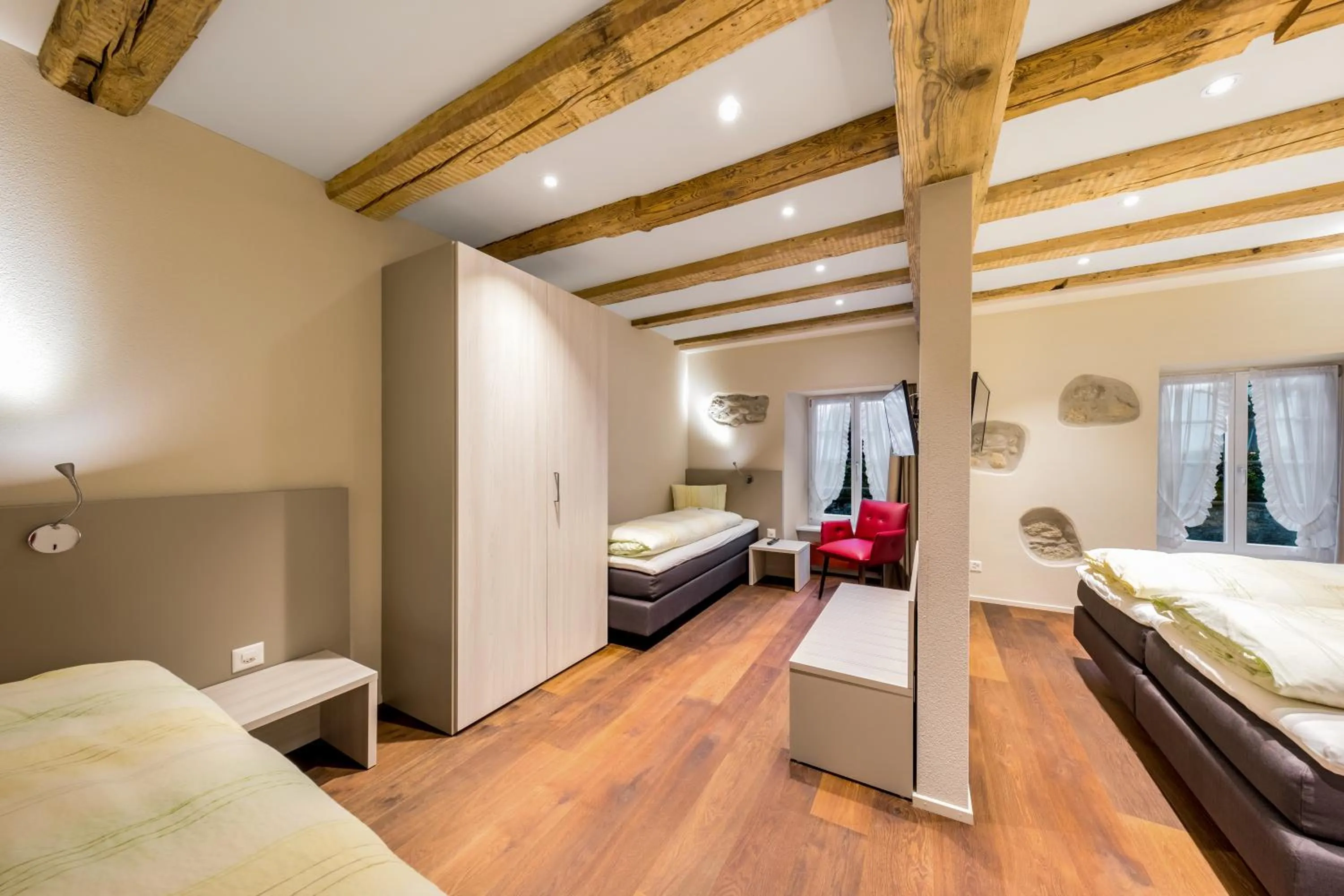 Bed in Hotel Gasthaus Hirschen