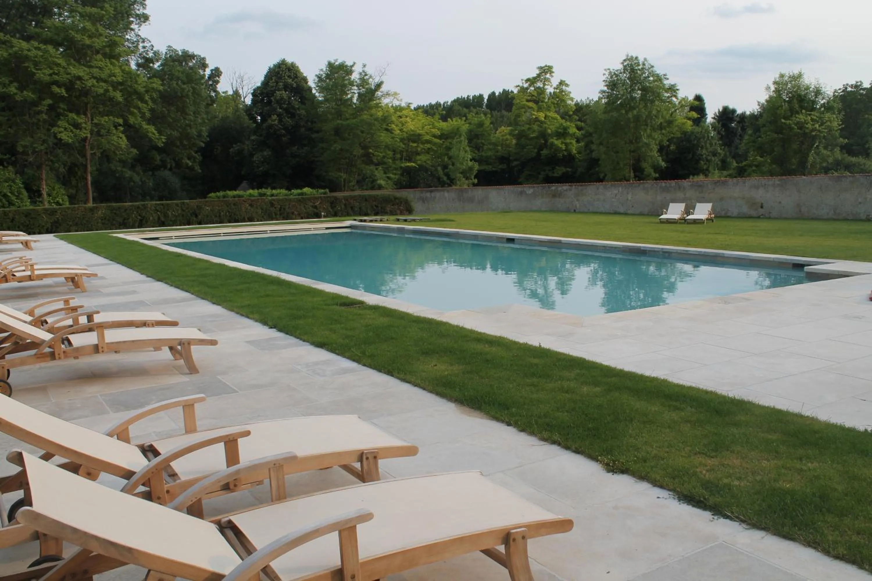 Swimming pool in Château de Perreux, The Originals Collection