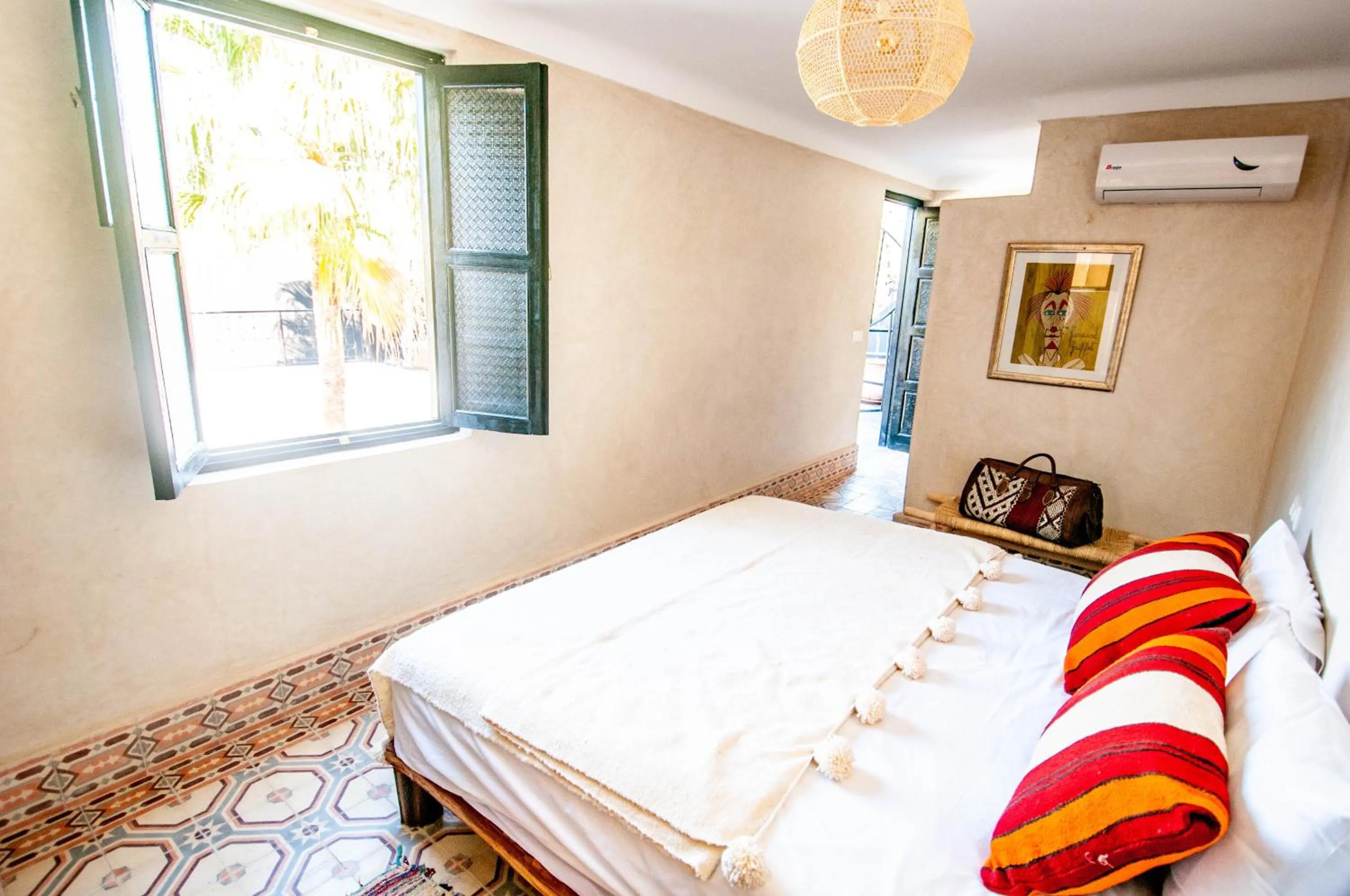 Photo of the whole room, Bed in Riad Makila