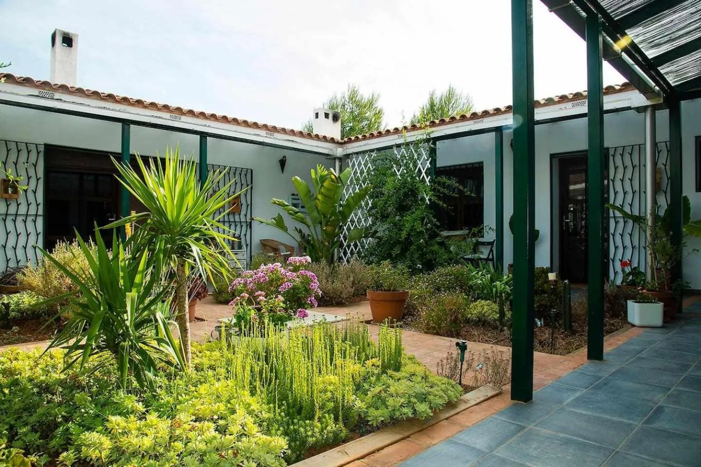 Patio in B&B Masía Aitona