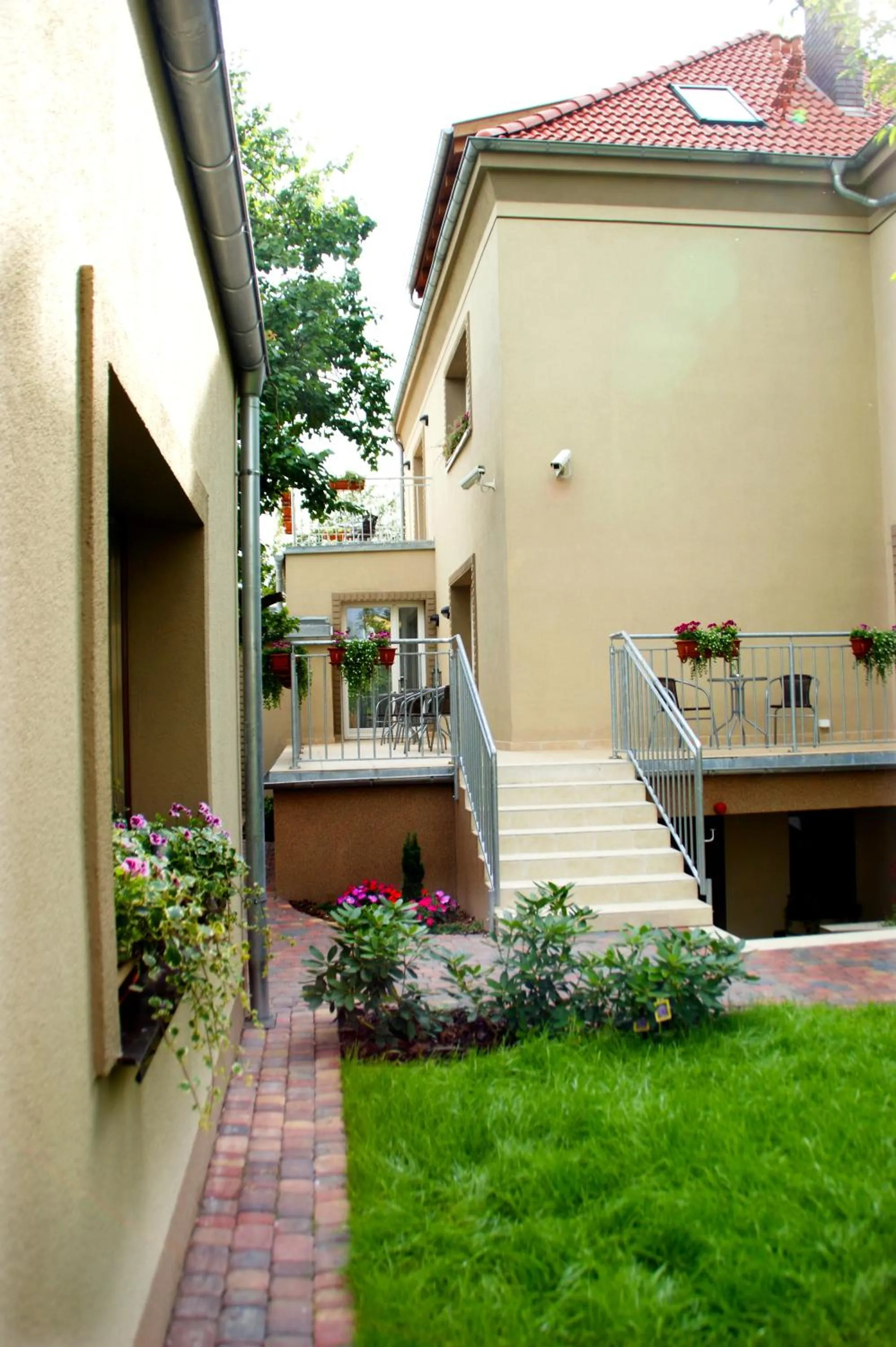 Patio in City Center House Elephant