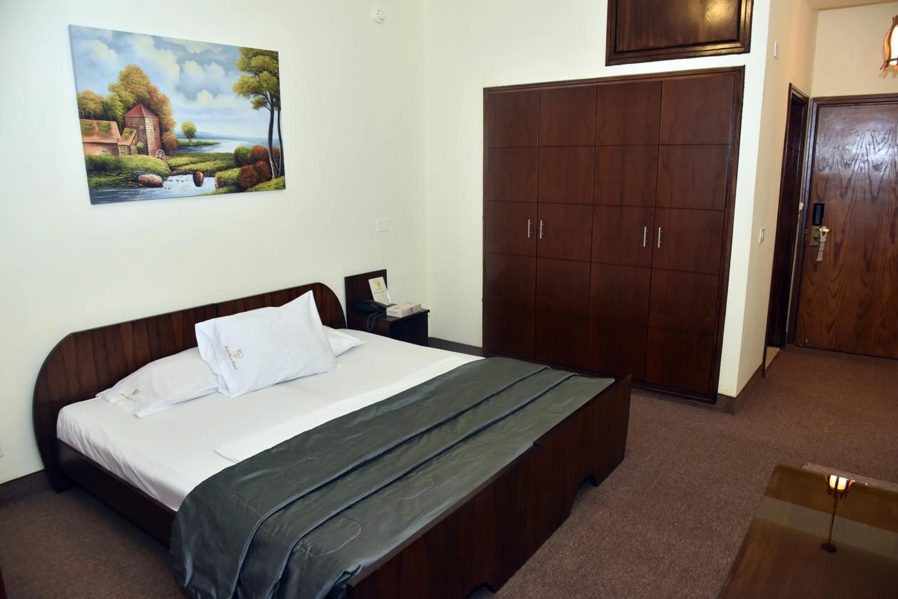 Bed in Grand Gabriel