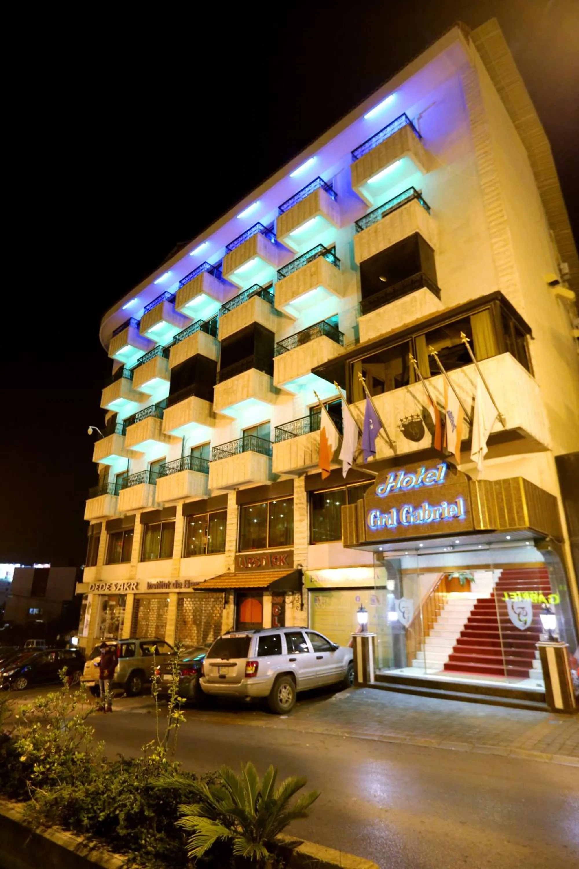 Property building in Grand Gabriel