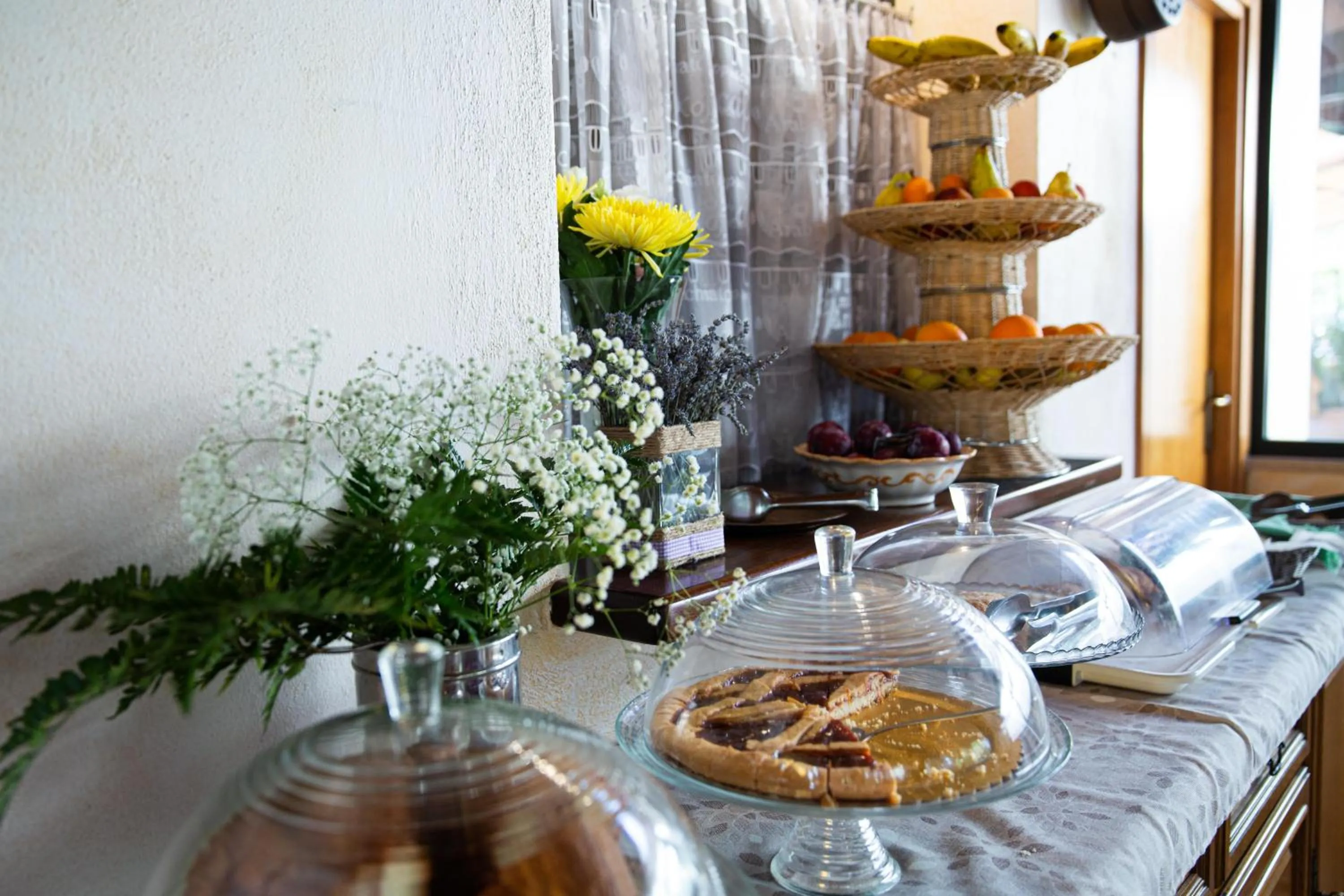 Breakfast in I Lecci Guesthouse