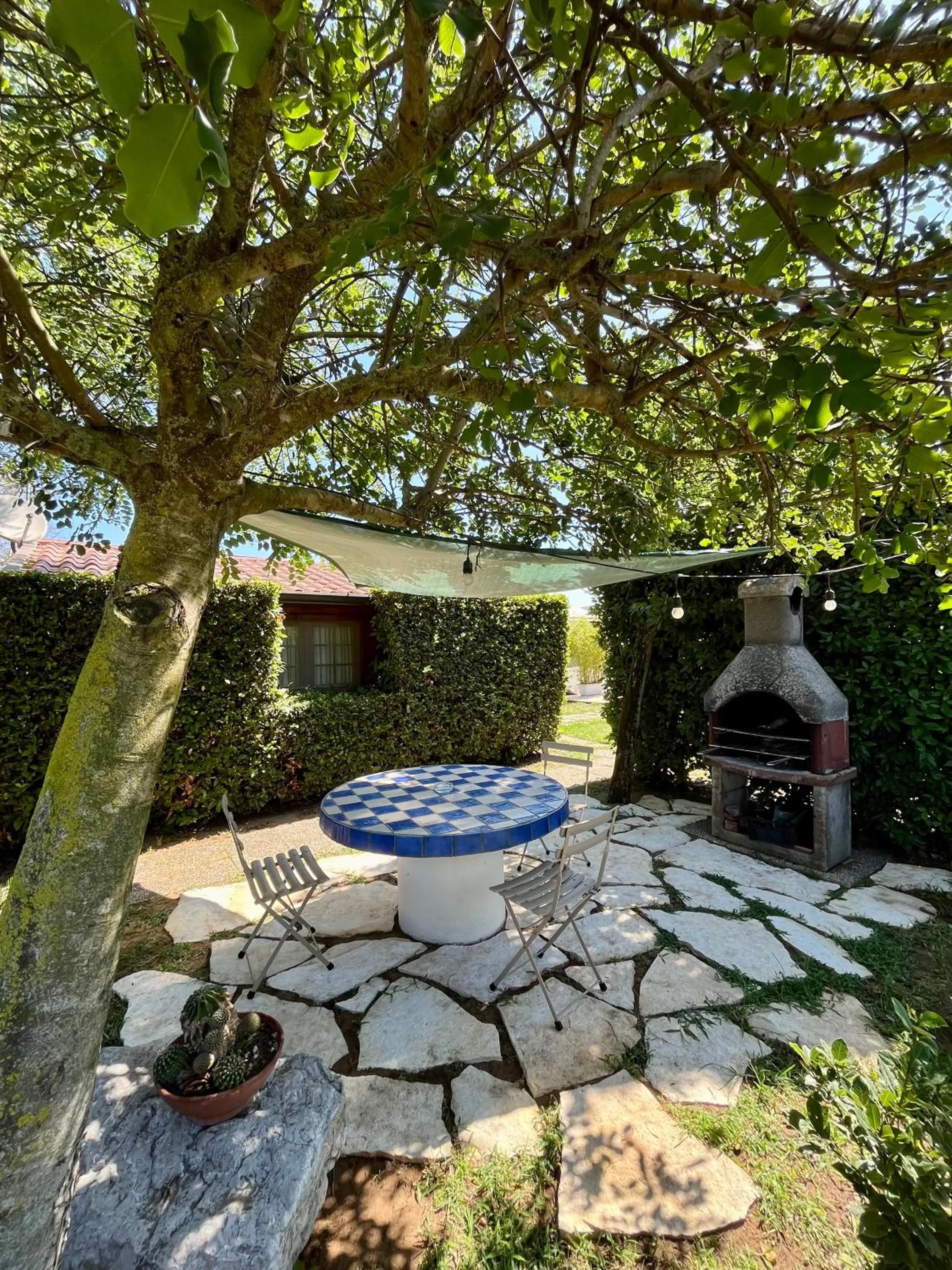 Day in I Lecci Guesthouse