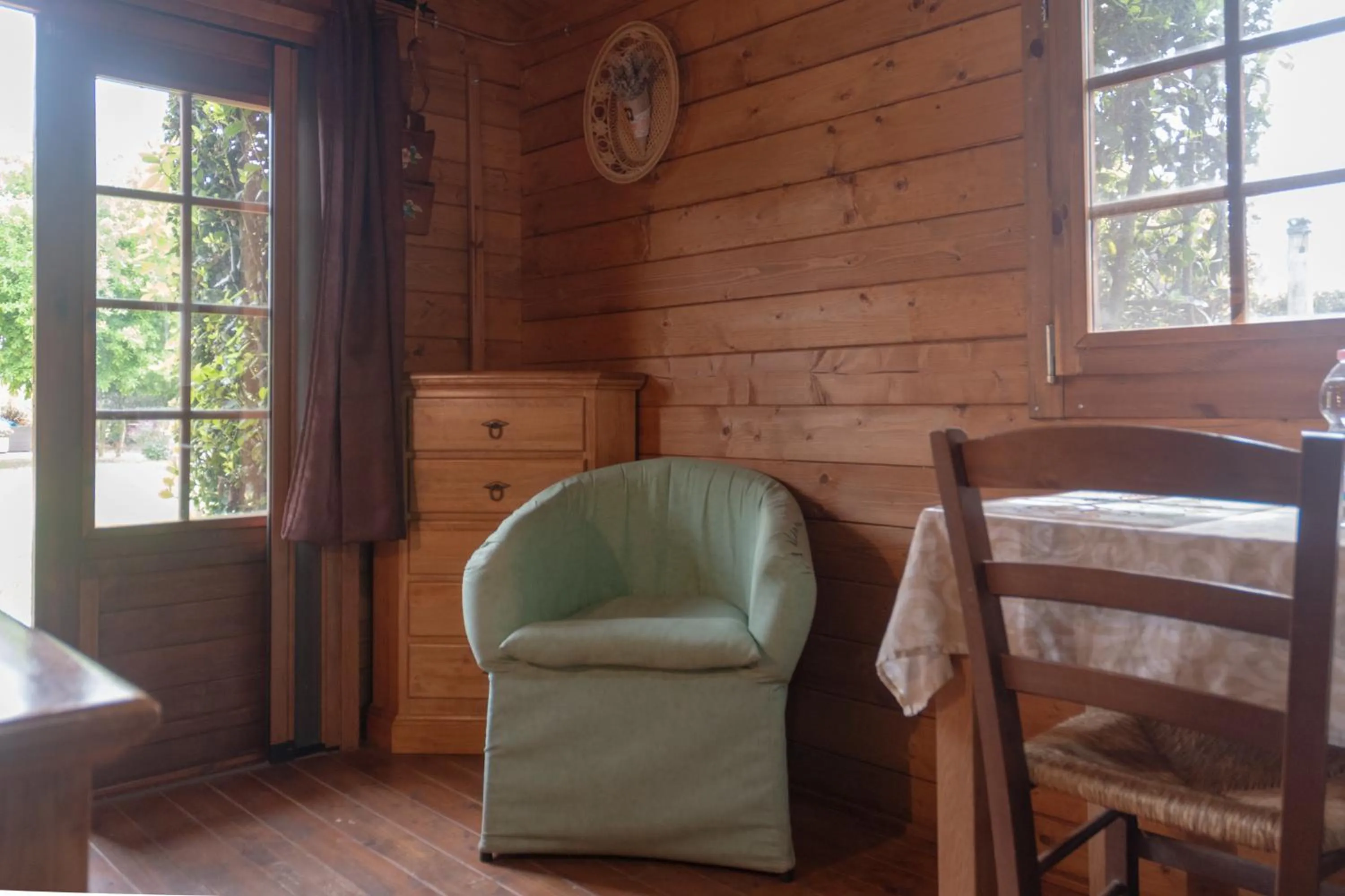 Seating area in I Lecci Guesthouse
